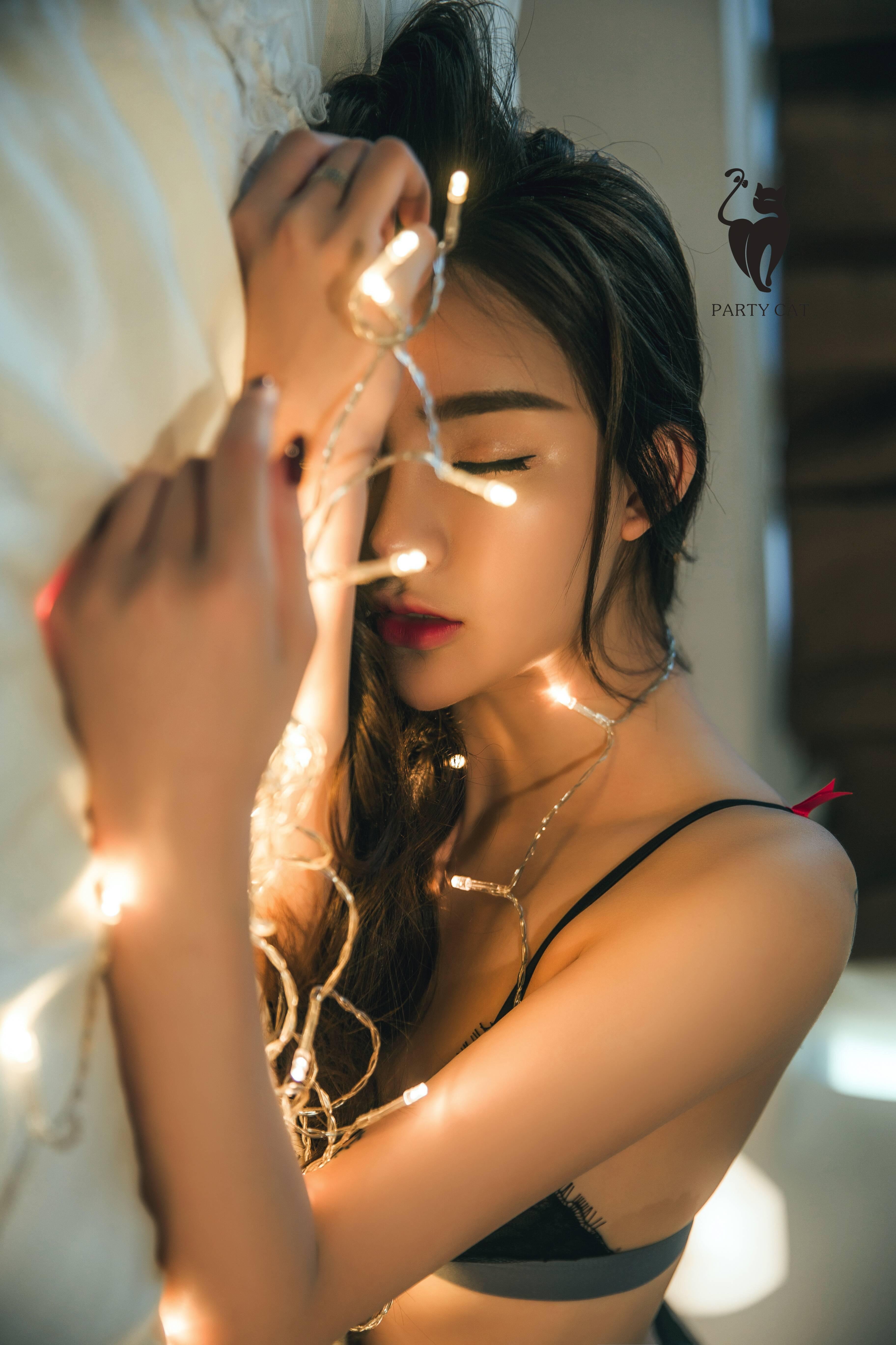 PartyCat Hong Pa Mao Special Issue - YM Private Edition 35P