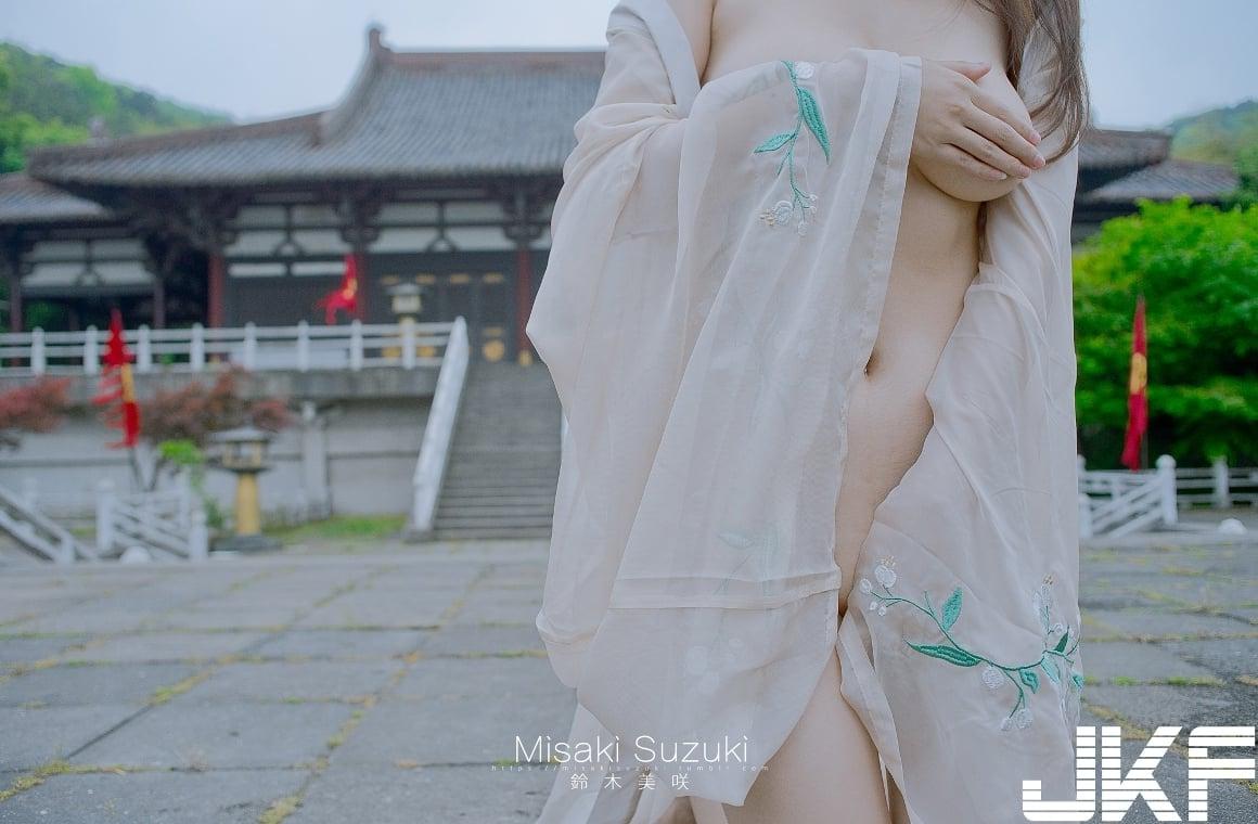 Misaki Suzuki Ancient Architecture | 44P Photo Gallery