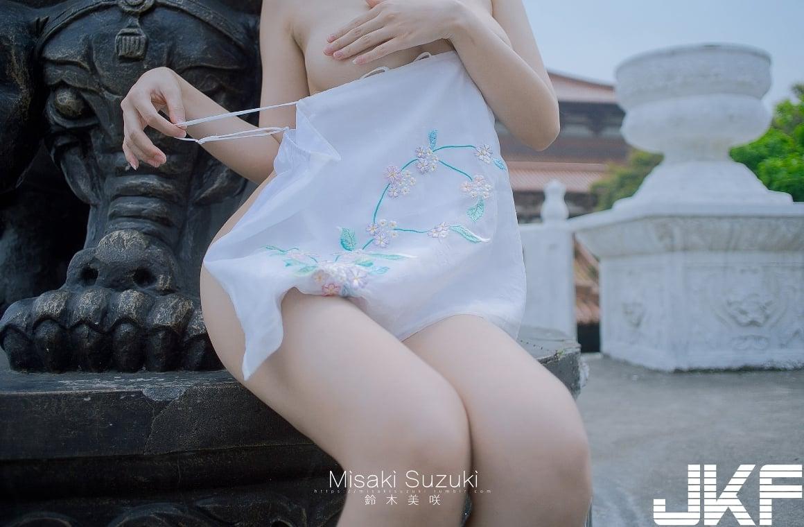 Misaki Suzuki Ancient Architecture | 44P Photo Gallery