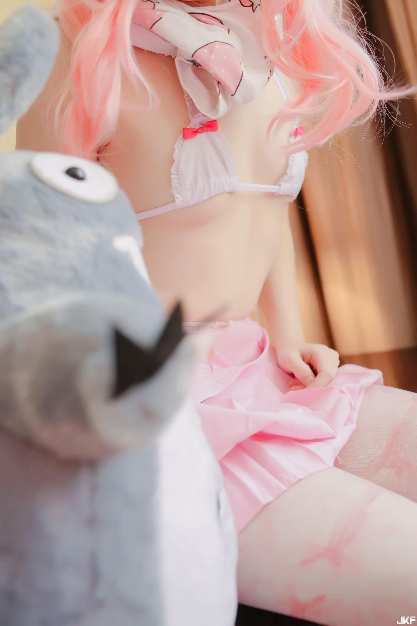 阿希希 - 可愛的小cosplay女孩 - 89P