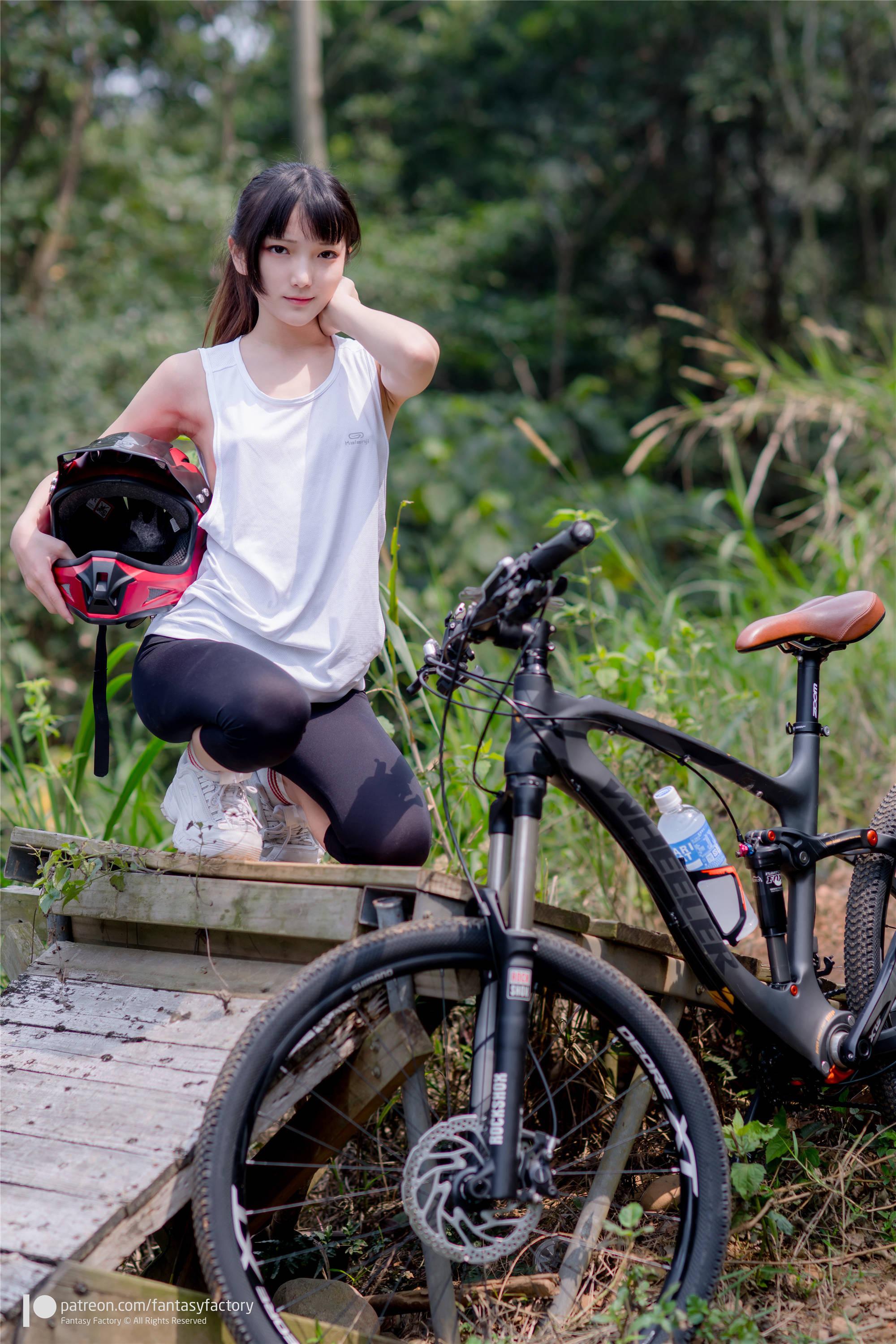 Fantasy Factory] Bicycle Riding 53P