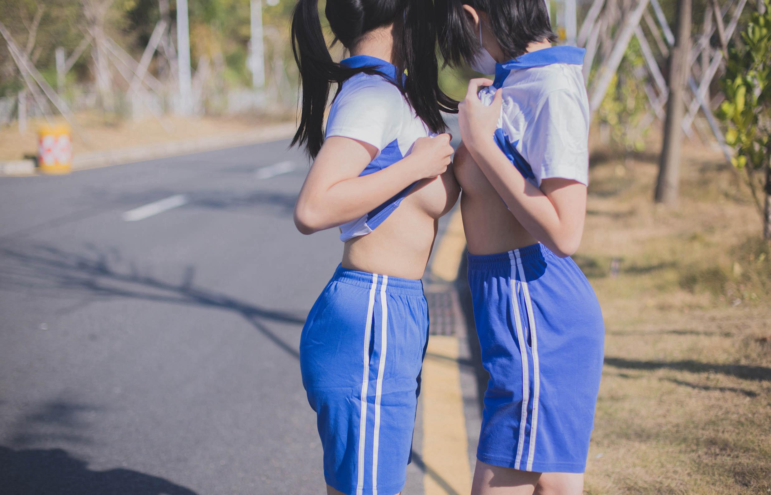 软软酱&悠宝 大学露出 59P | cập nhật thư viện ảnh