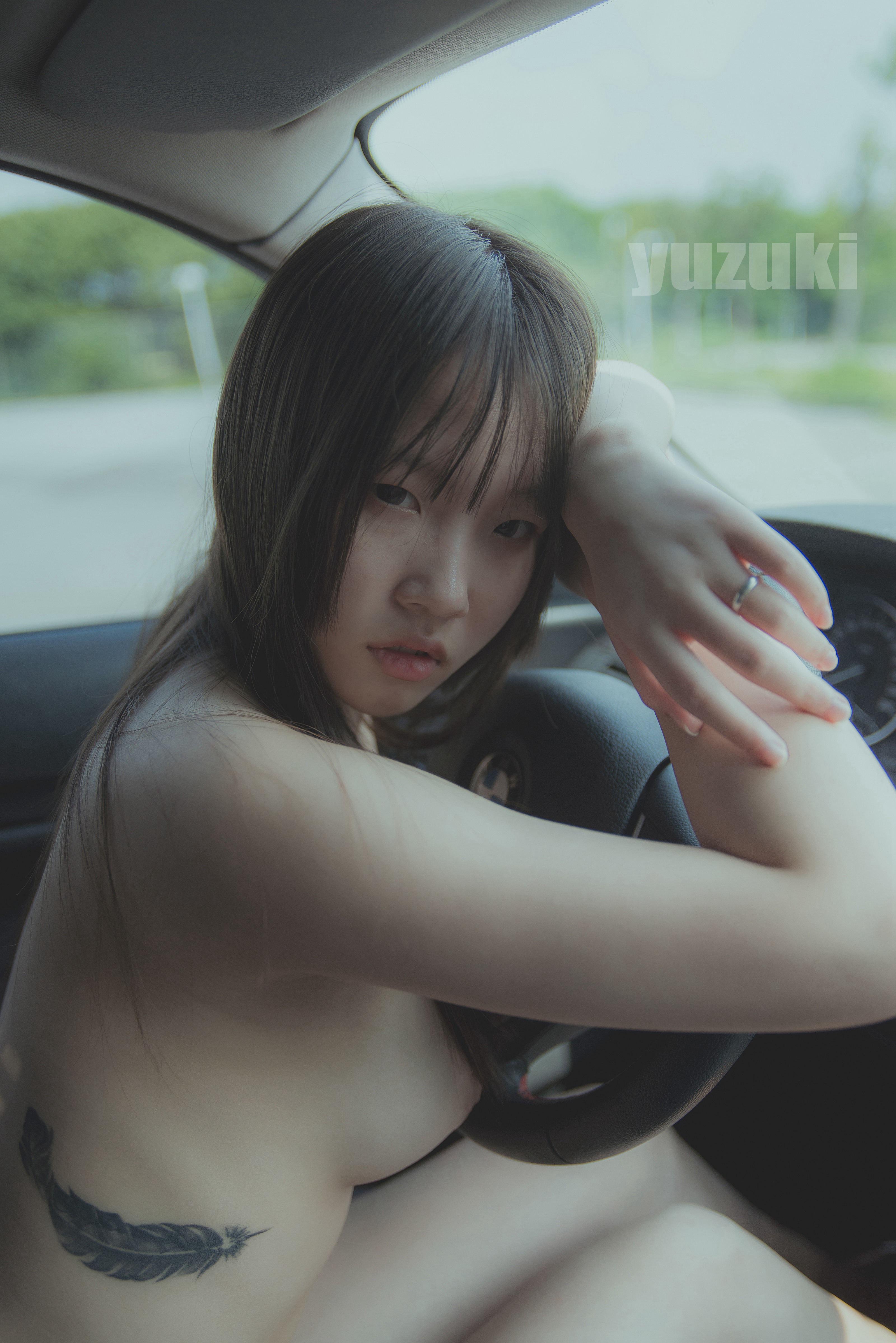 Yuzuki Outdoor Selected Uncensored Photo Set 61P
