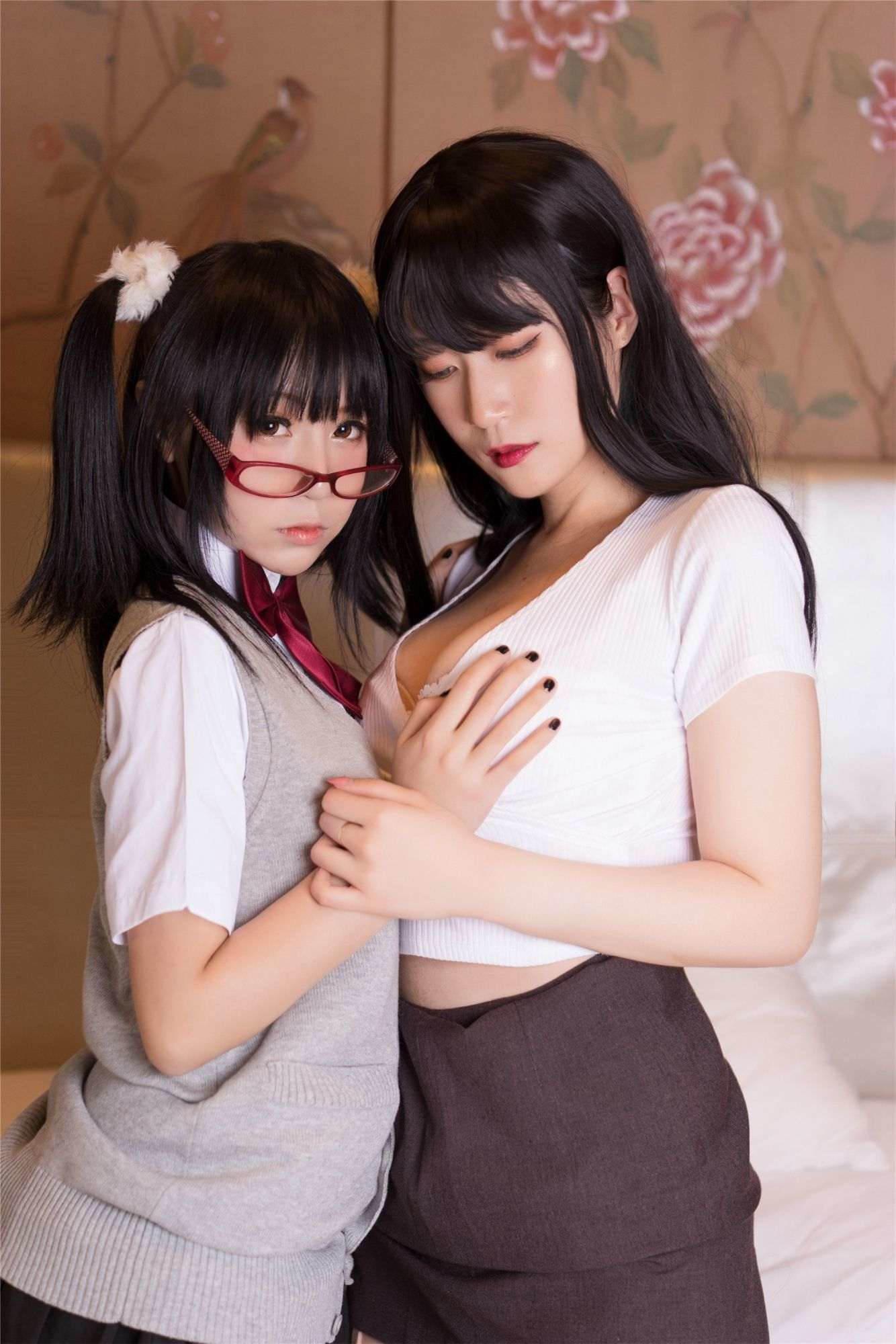 Bạch Ngân Yao Yao Le Học sinh x Giáo viên Lesbian 126P