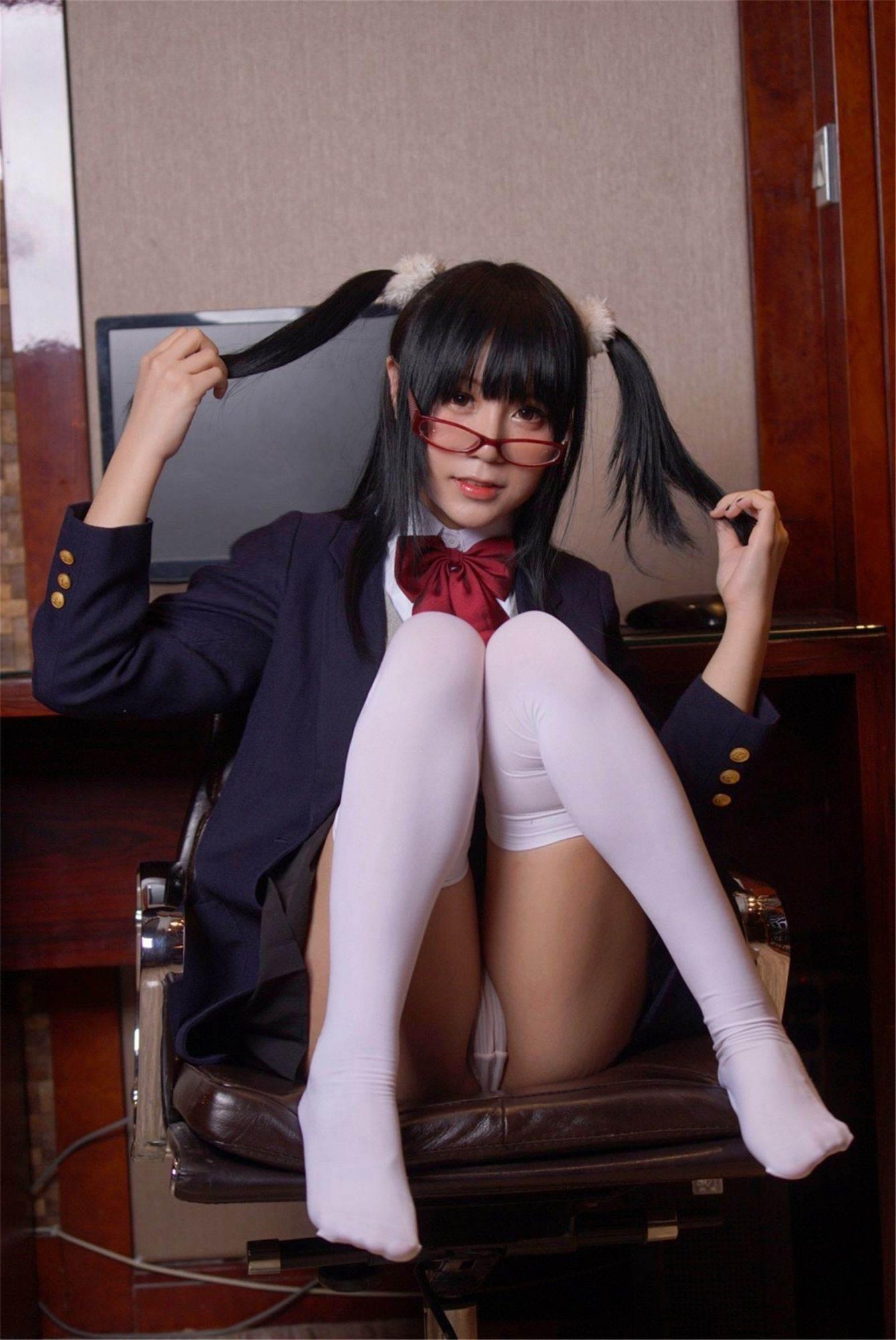 白銀 搖搖樂 學生 x 老師 女同性戀 126P