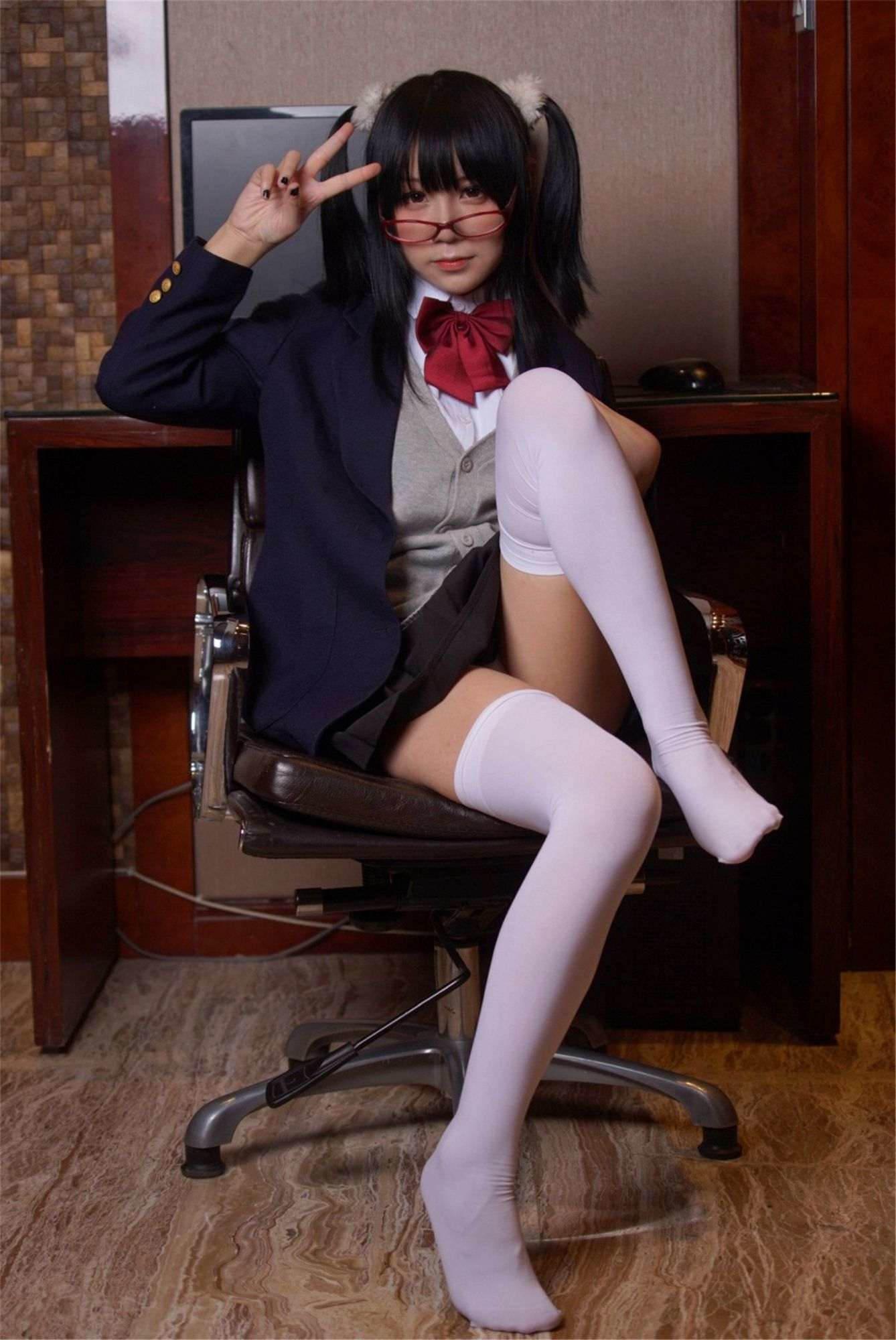 白银 摇摇乐 Student x Teacher Lesbian 126P