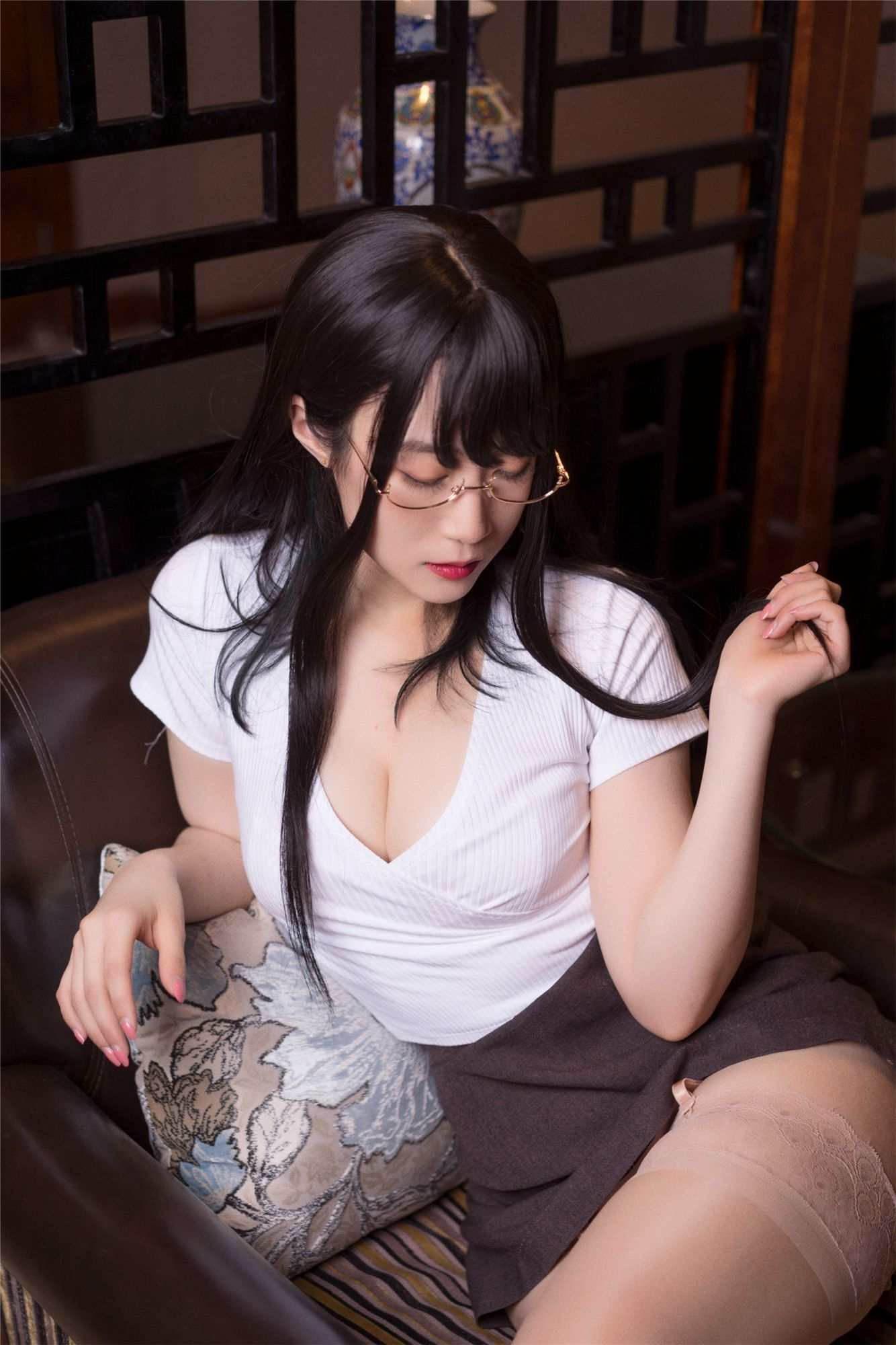 Bạch Ngân Yao Yao Le Học sinh x Giáo viên Lesbian 126P