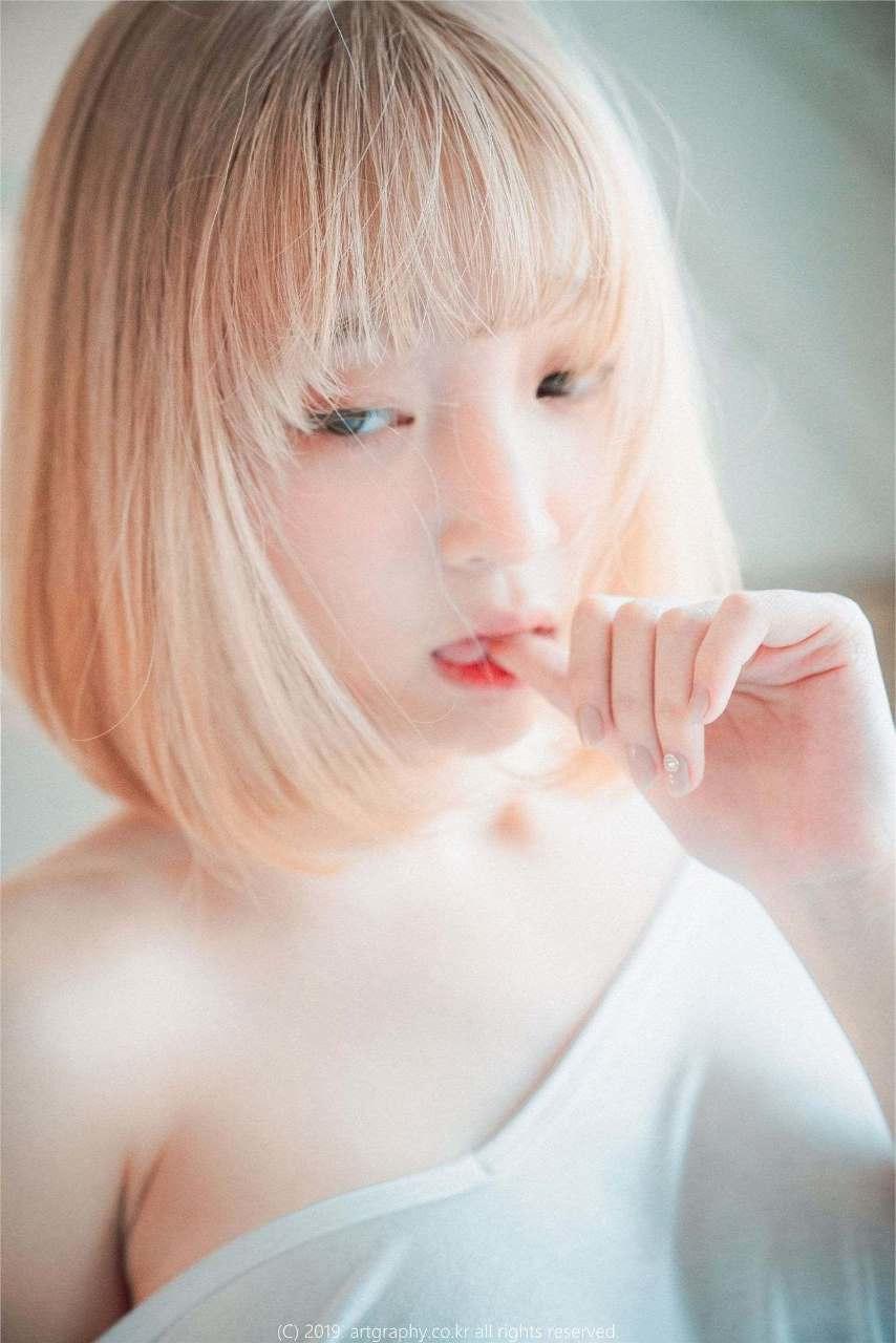 Artgraphy Kang In Kyung Dễ thương Bunny Maid - 48P