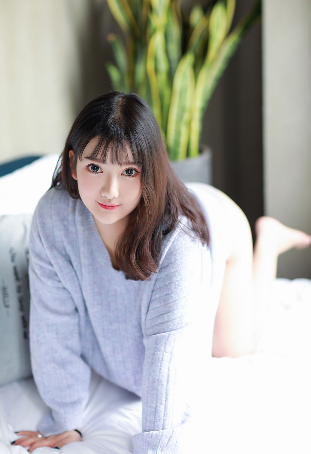 長相甜美的小尤奈真正的童顏巨乳