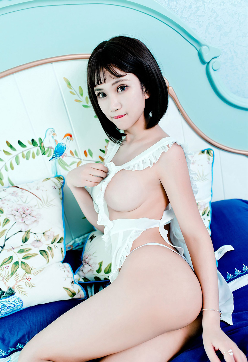 Cute Baby BoA's Intimate Maid: Sexy Private Temptation