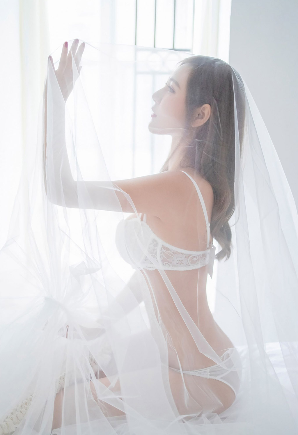 Elegant beauty Ccci with a graceful figure, stockings beautiful legs enthusiast