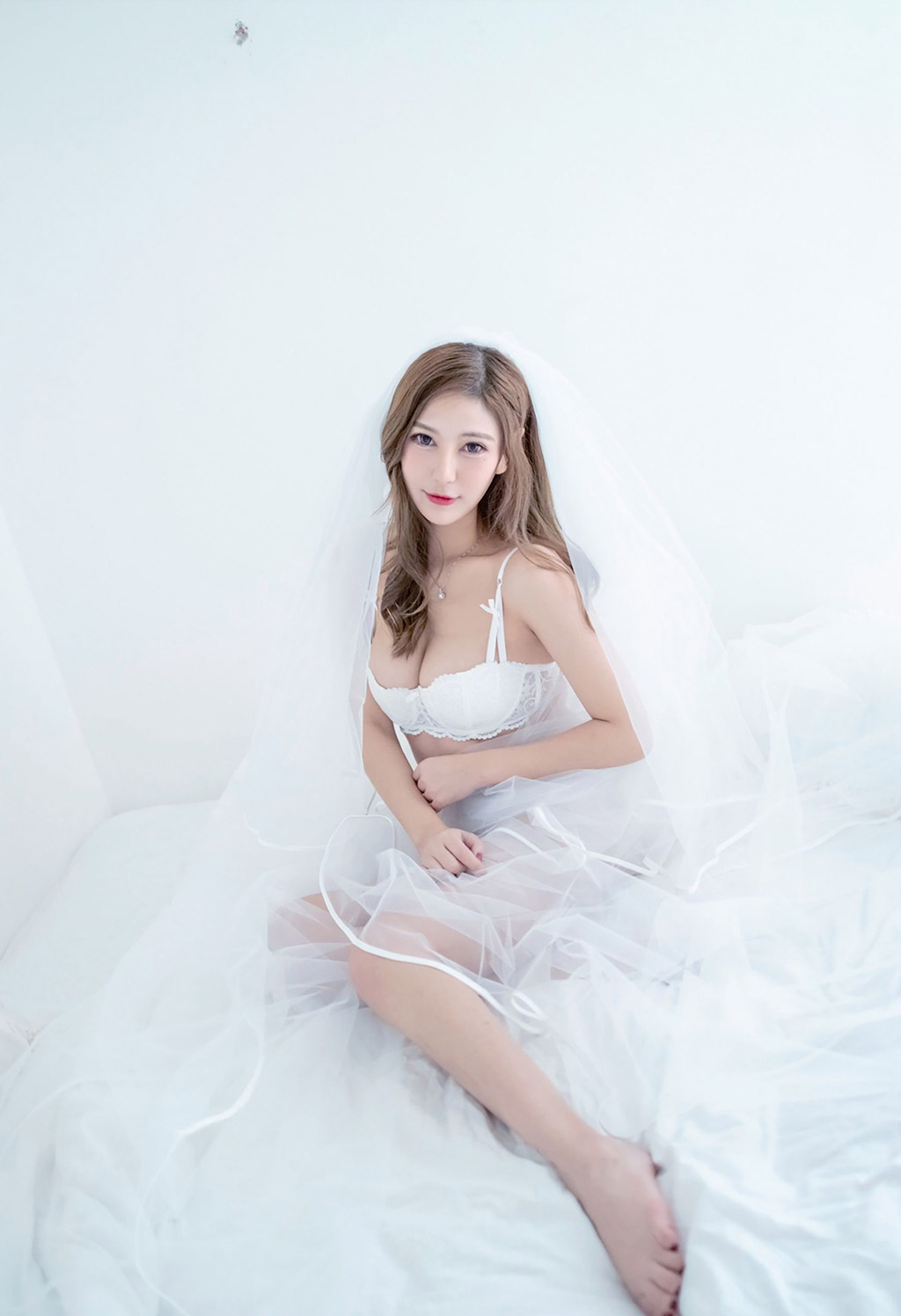 Elegant beauty Ccci with a graceful figure, stockings beautiful legs enthusiast