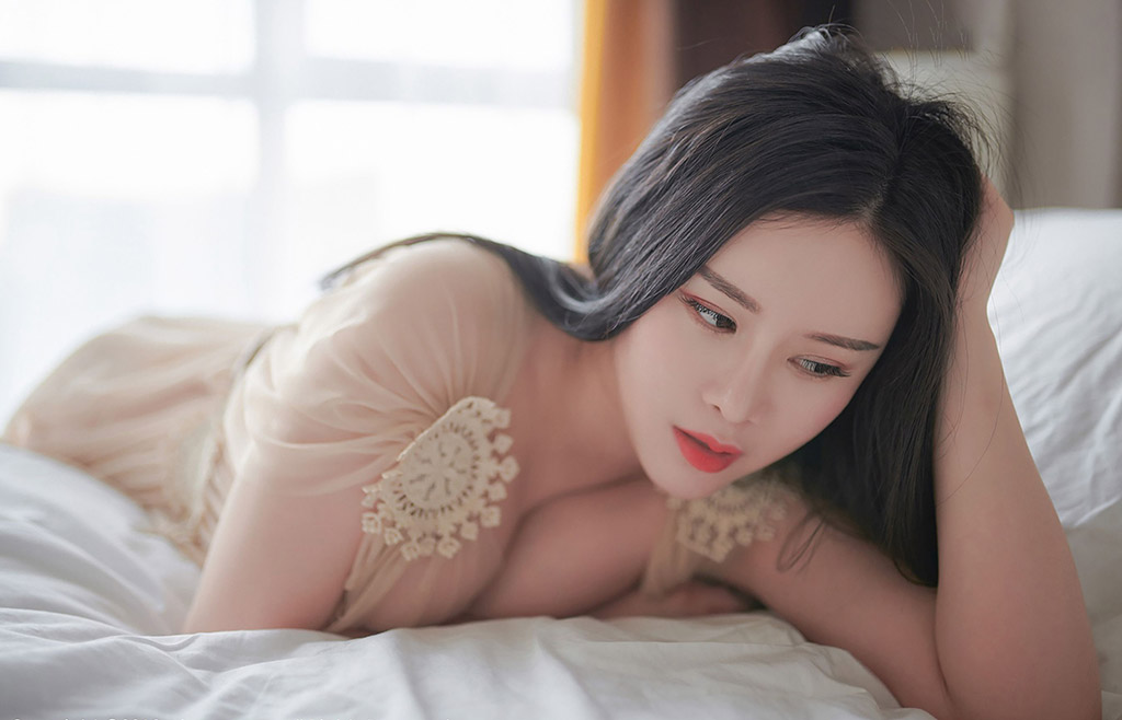 戴渃欣透視薄紗豐腴有致嬌軀魅惑