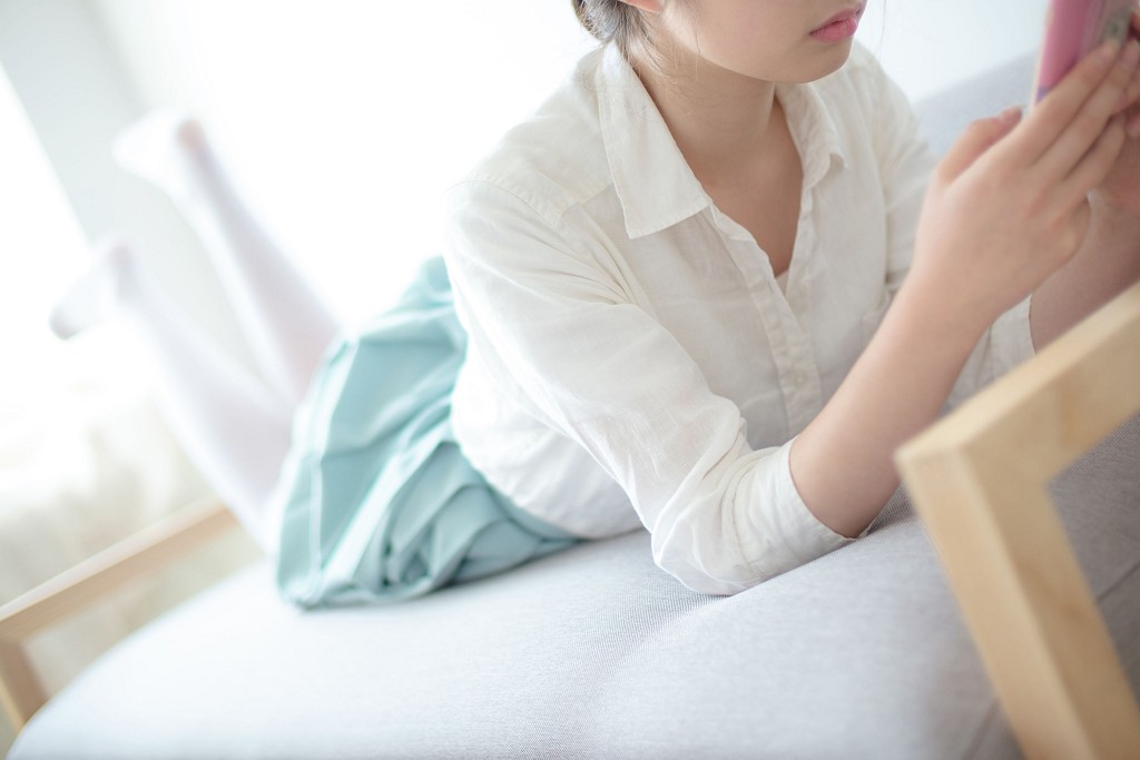 Watery Tender White Silk [Sen Luo Consortium] R15-003 Photobook [94P