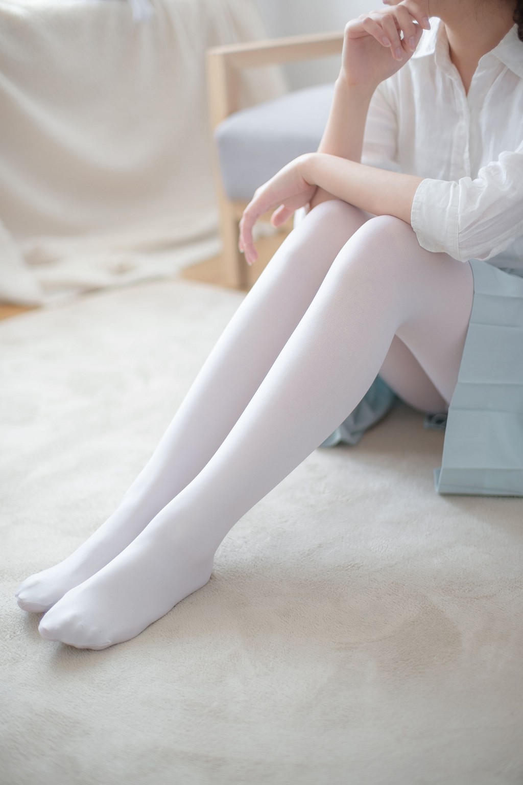 《水嫩白丝》 [森萝财团] R15-003 写真集[94P]