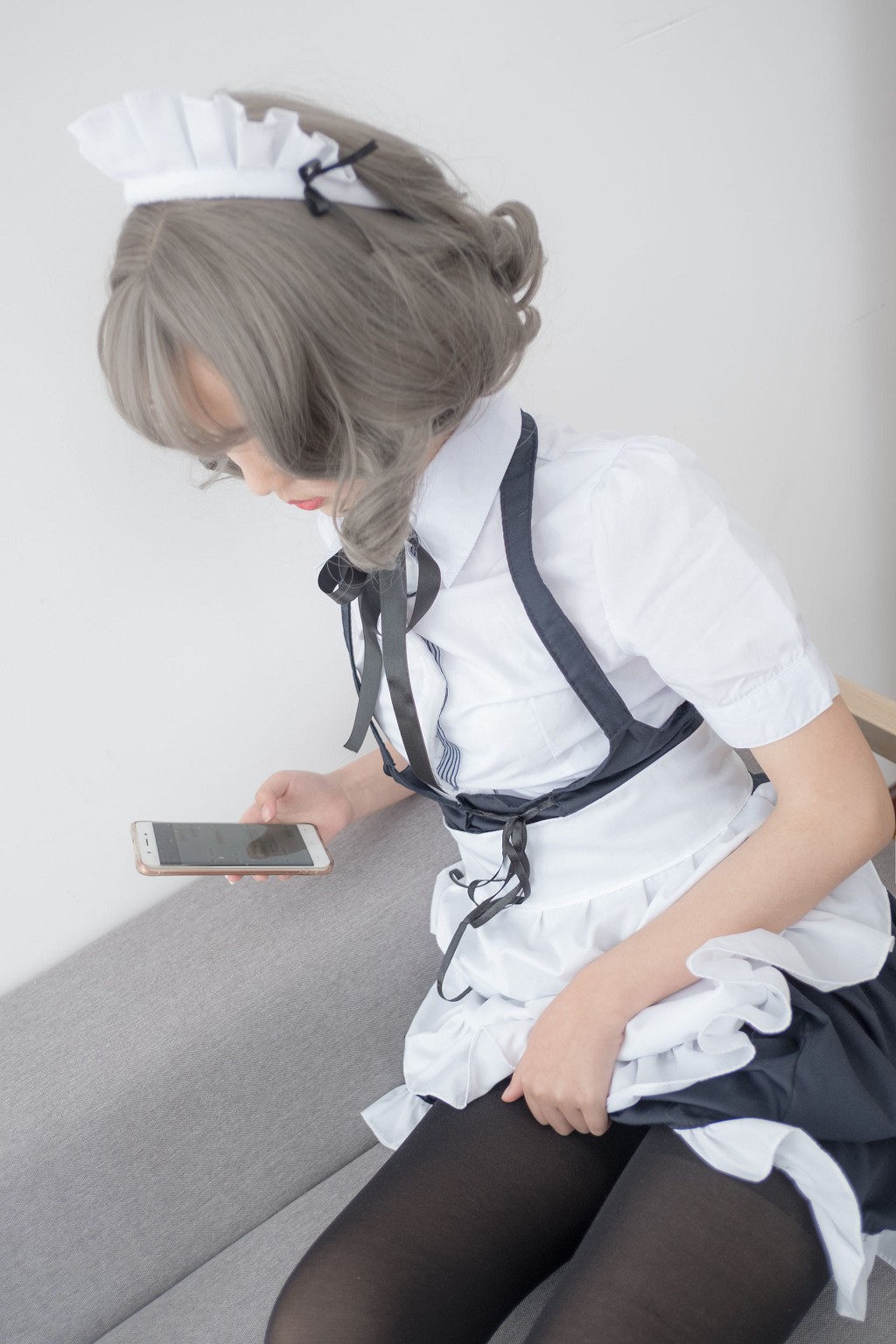 Senluo R15-001 Black Silk Maid Photo Set 80P