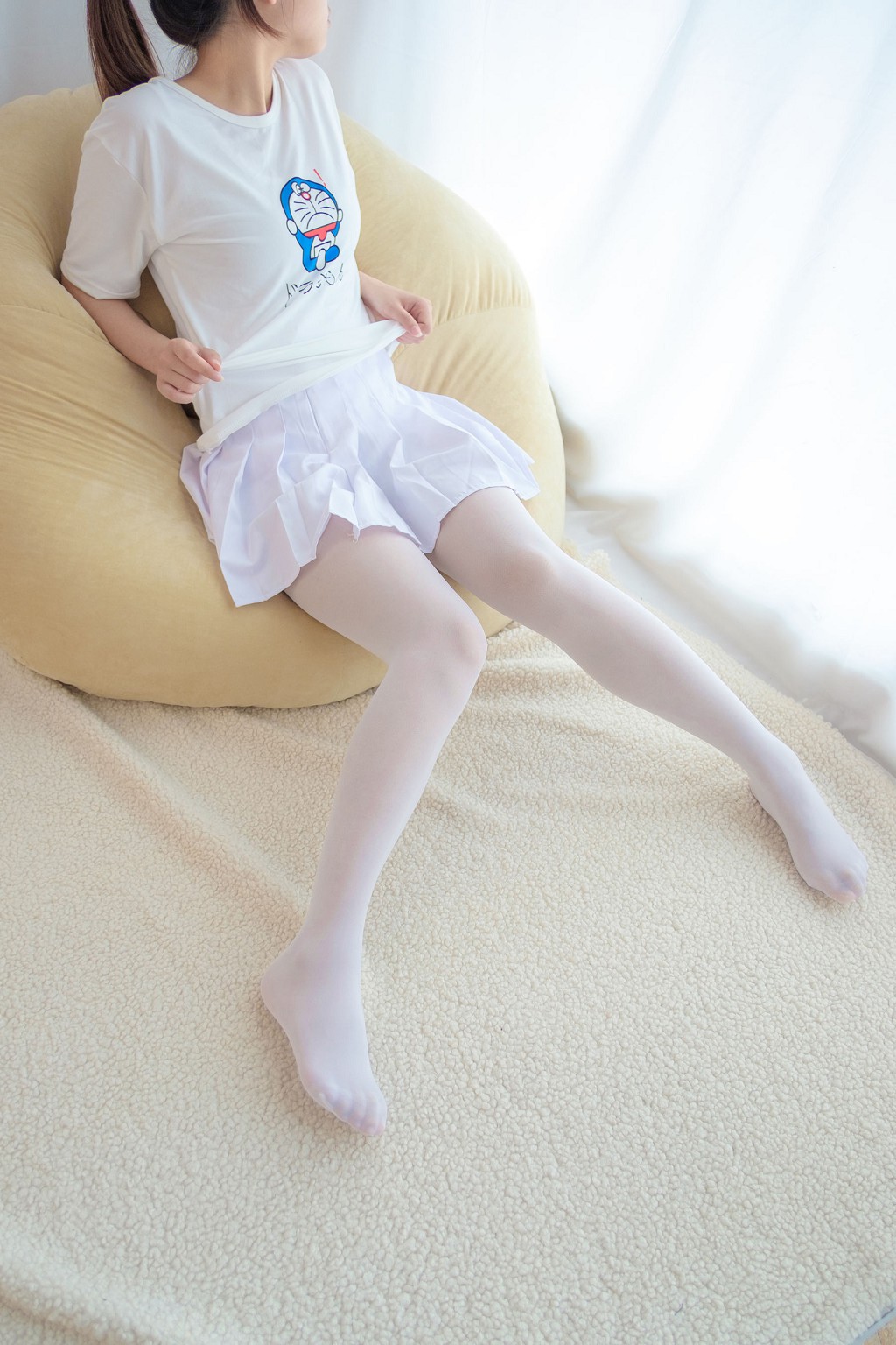 《水嫩嫩的白丝美足》 [森萝财团] R15-006 写真集[71P]