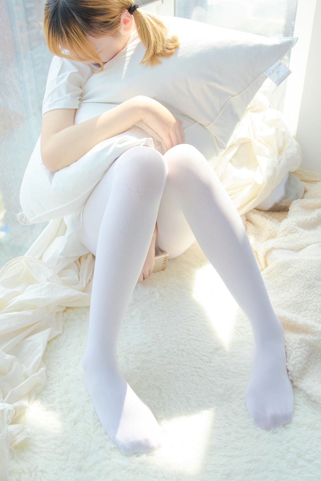 《純白之戀》 [森蘿財團] R15-004 寫真集[111P