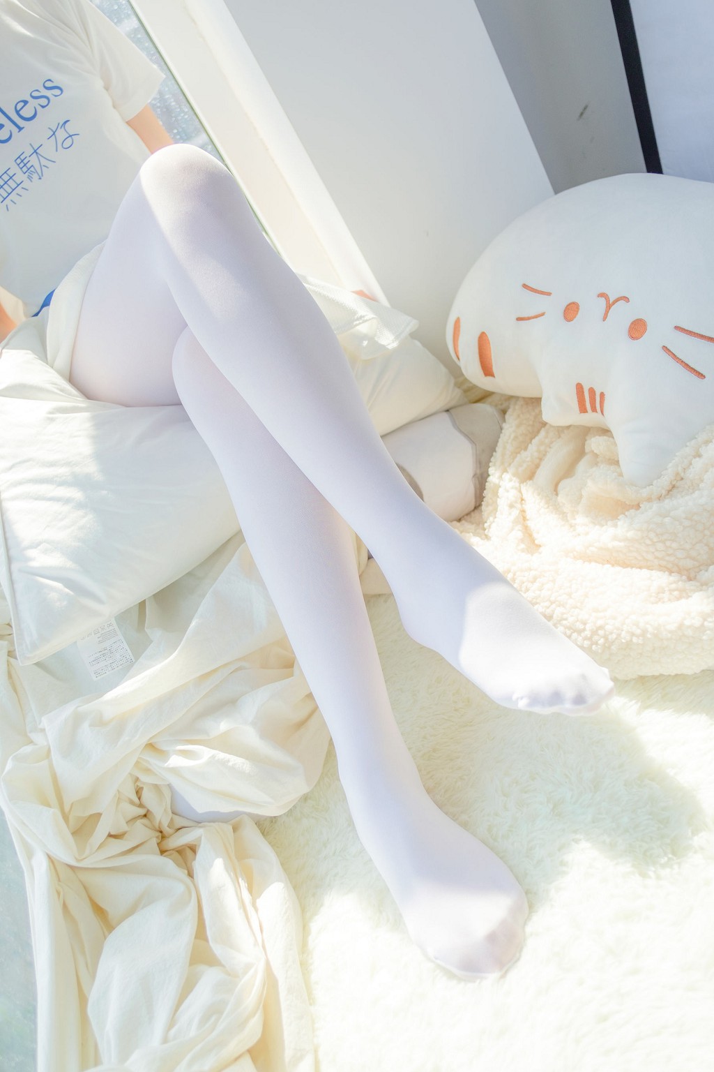 《純白之戀》 [森蘿財團] R15-004 寫真集[111P
