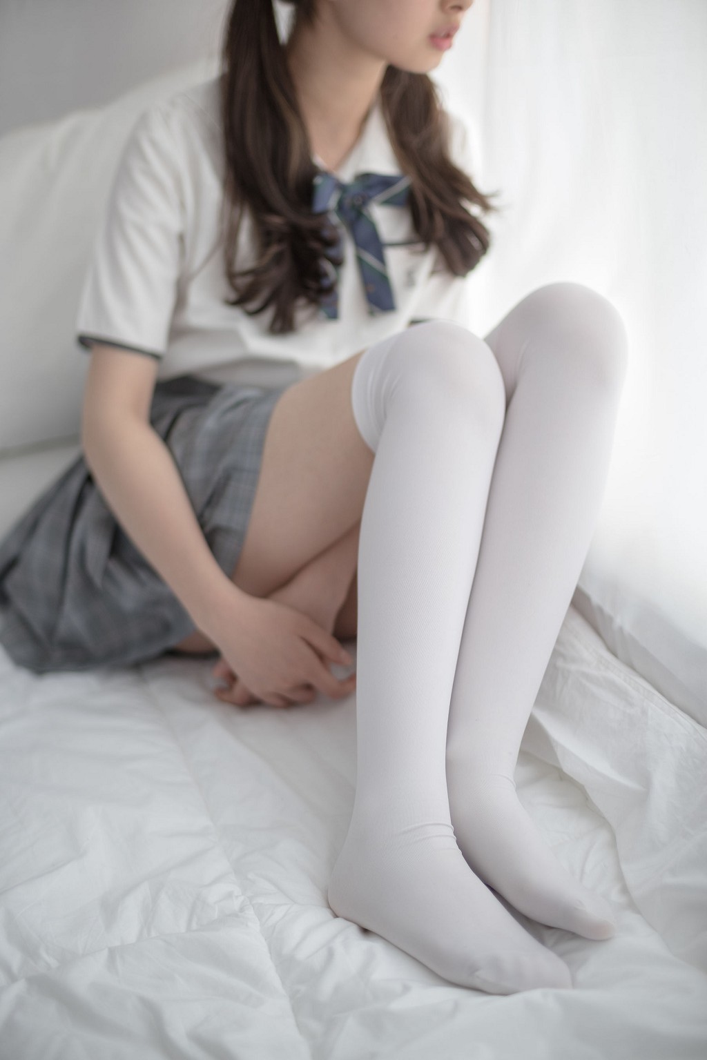 「床上JK白絲」 [森羅財団] R15-009 写真集[84P