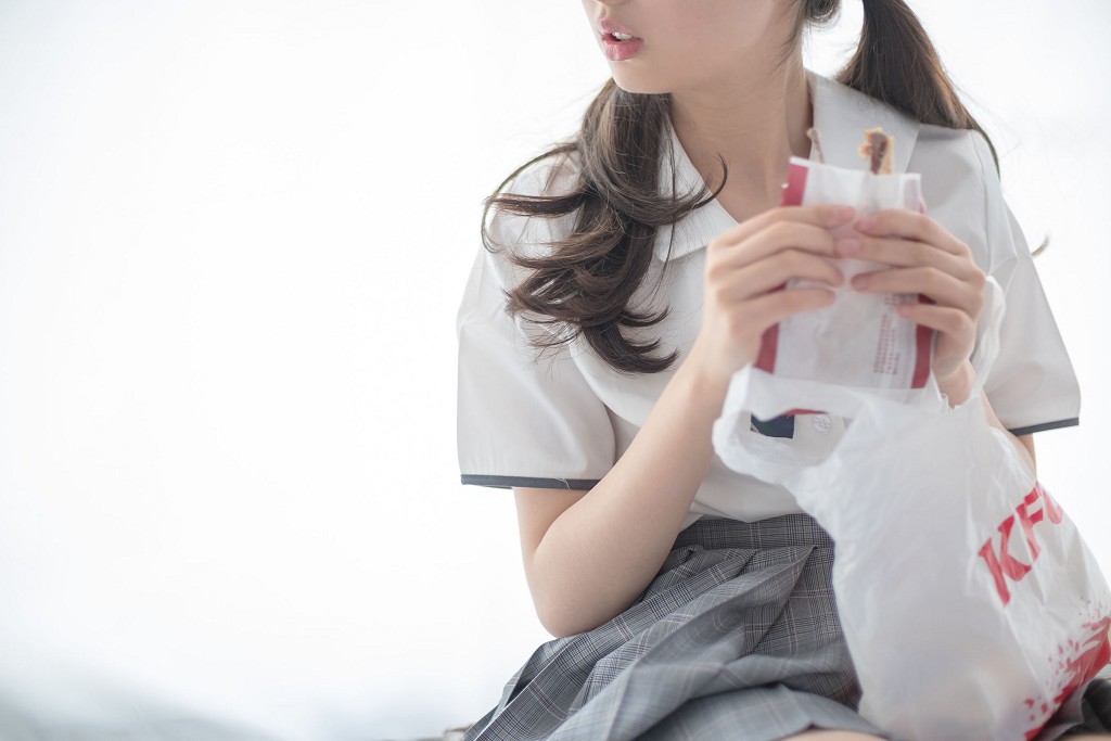 「床上JK白絲」 [森羅財団] R15-009 写真集[84P