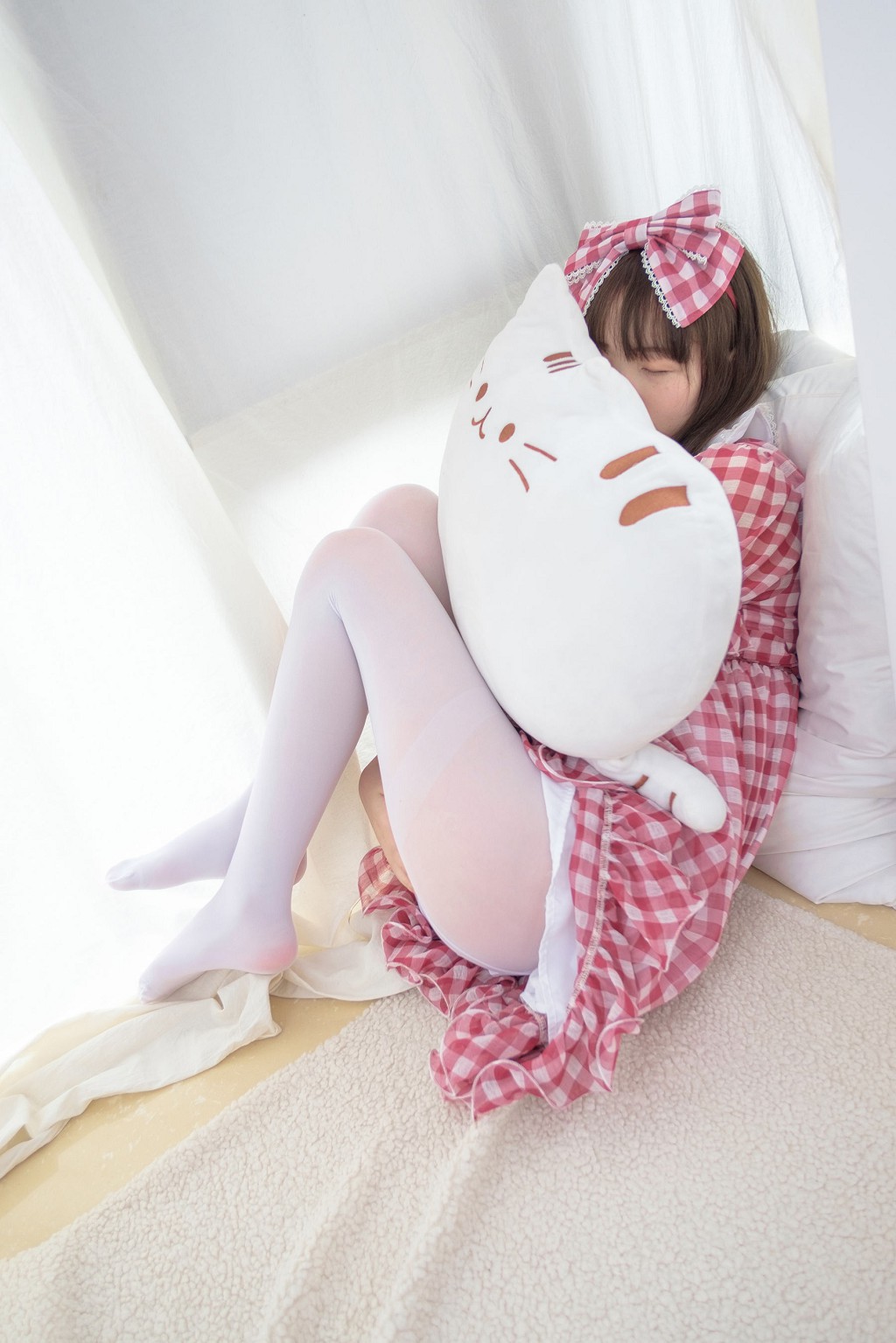 《Váy ca rô đỏ trắng silk MM》 [Sen Lạc Tập Đoàn] R15-011 Tập ảnh [67P