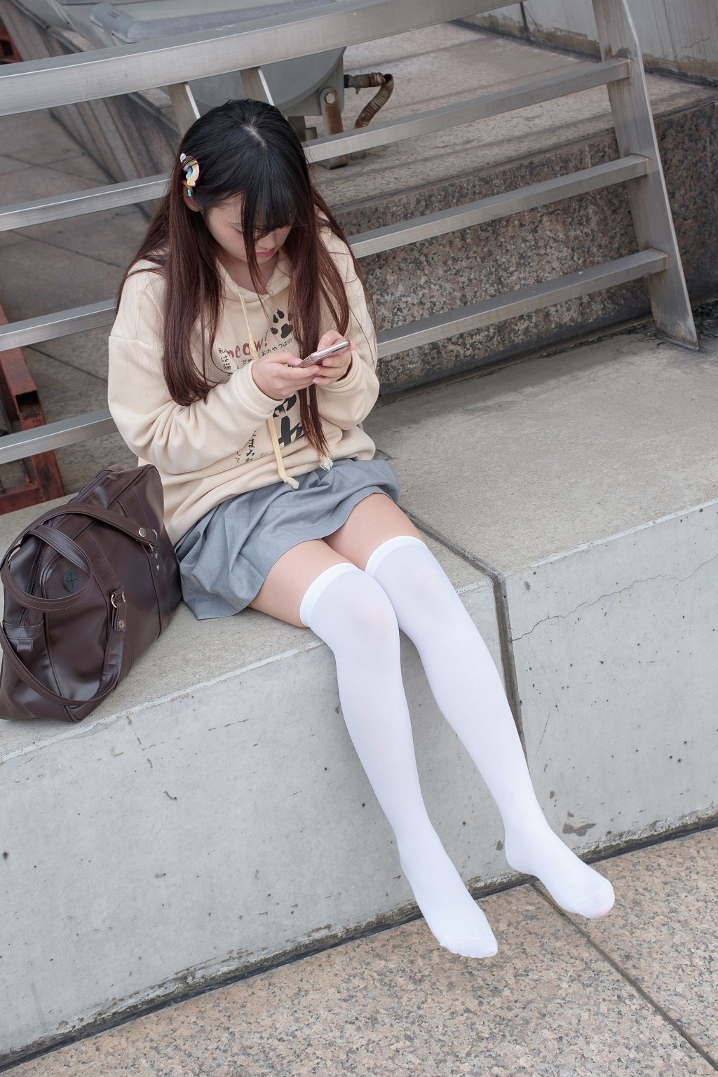 Outdoor White Silk Short Skirt [Sen Luo Consortium] R15-040 Photobook [131P