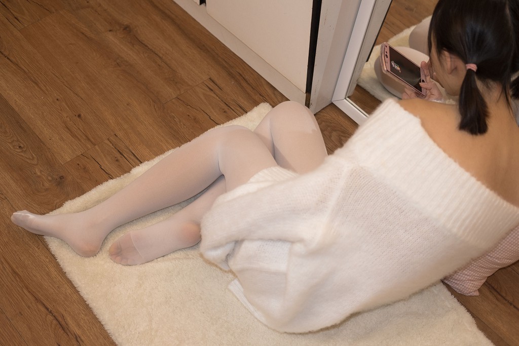 White Silk White Sweater [Sen Luo Consortium] X-012 Photobook [110P