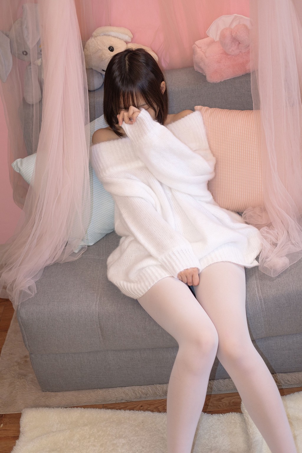 White Silk White Sweater [Sen Luo Consortium] X-012 Photobook [110P