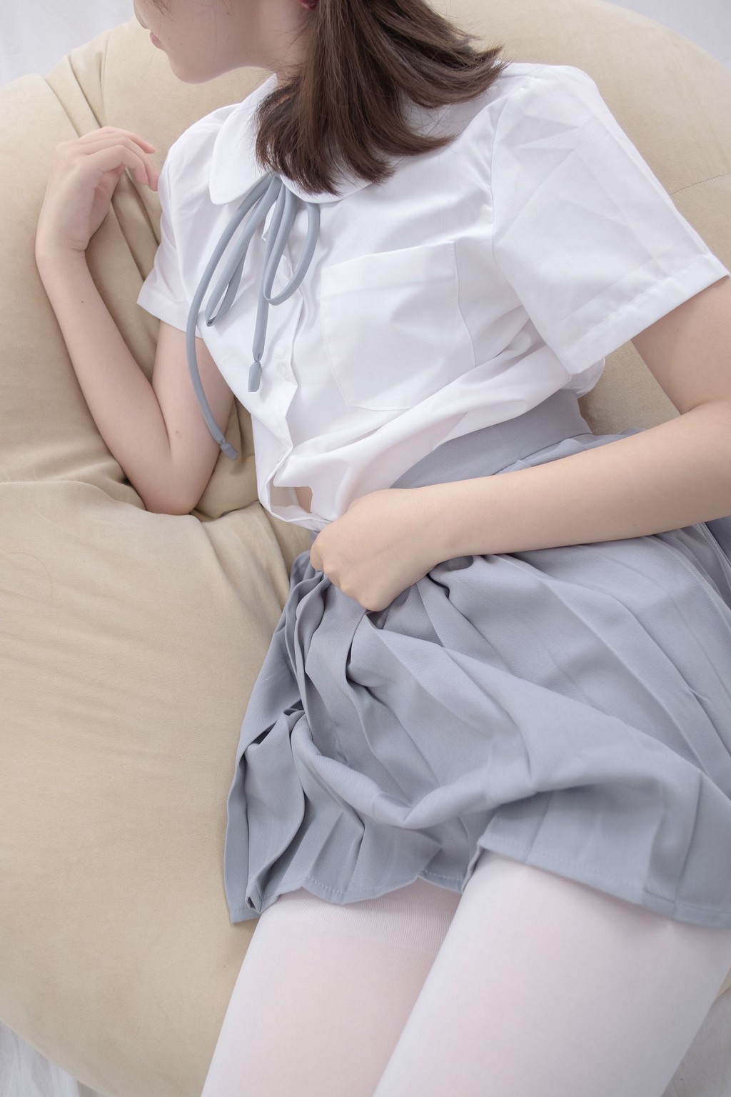 White Silk Foot Fetish [Senluo Consortium] R15-025 Photobook [75P