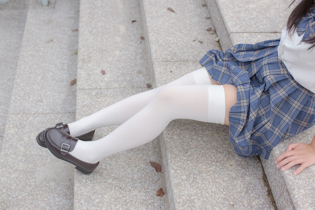 Pleated Skirt White Silk Beautiful Feet [Sen Luo Consortium] R15-039 Photo Book [88P