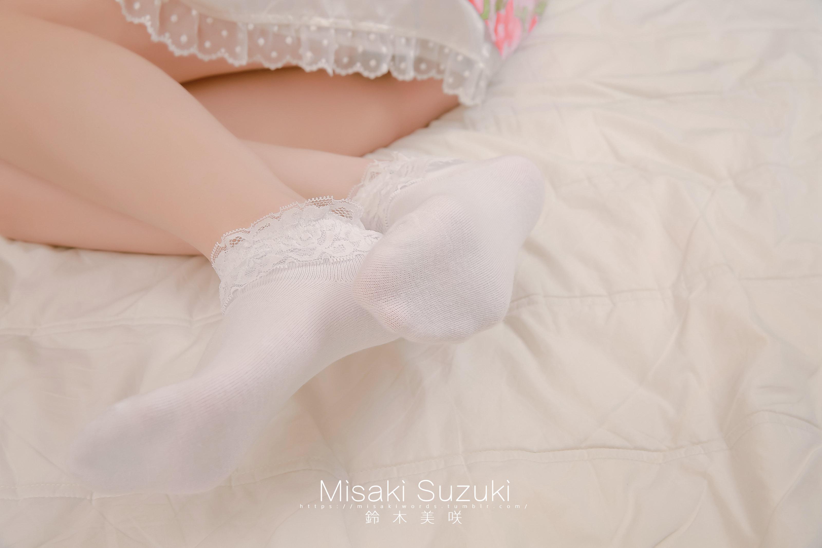 Misaki Suzuki] Young Lady's Beautiful Feet Special Edition 182P