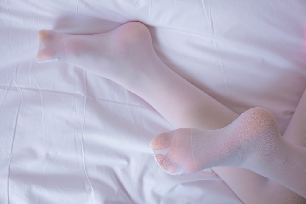 Nurse Little Sister Wearing White Silk [Sen Luo Consortium] X-021 Photobook [167P