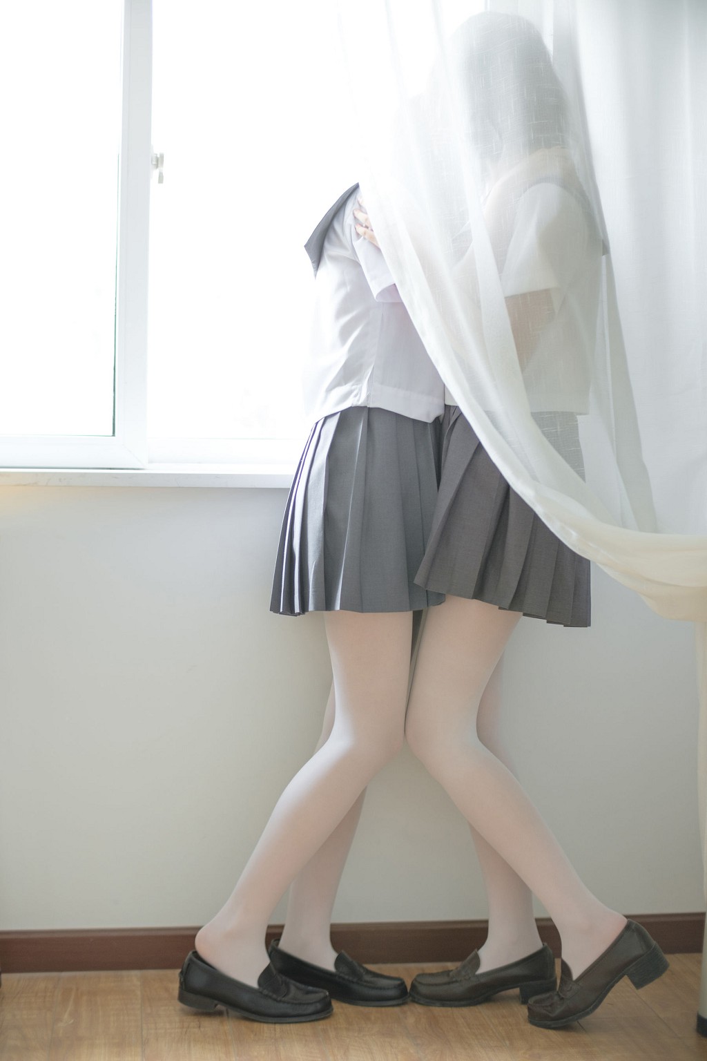 森蘿財團：JK白絲姊妹花 X-025 131P