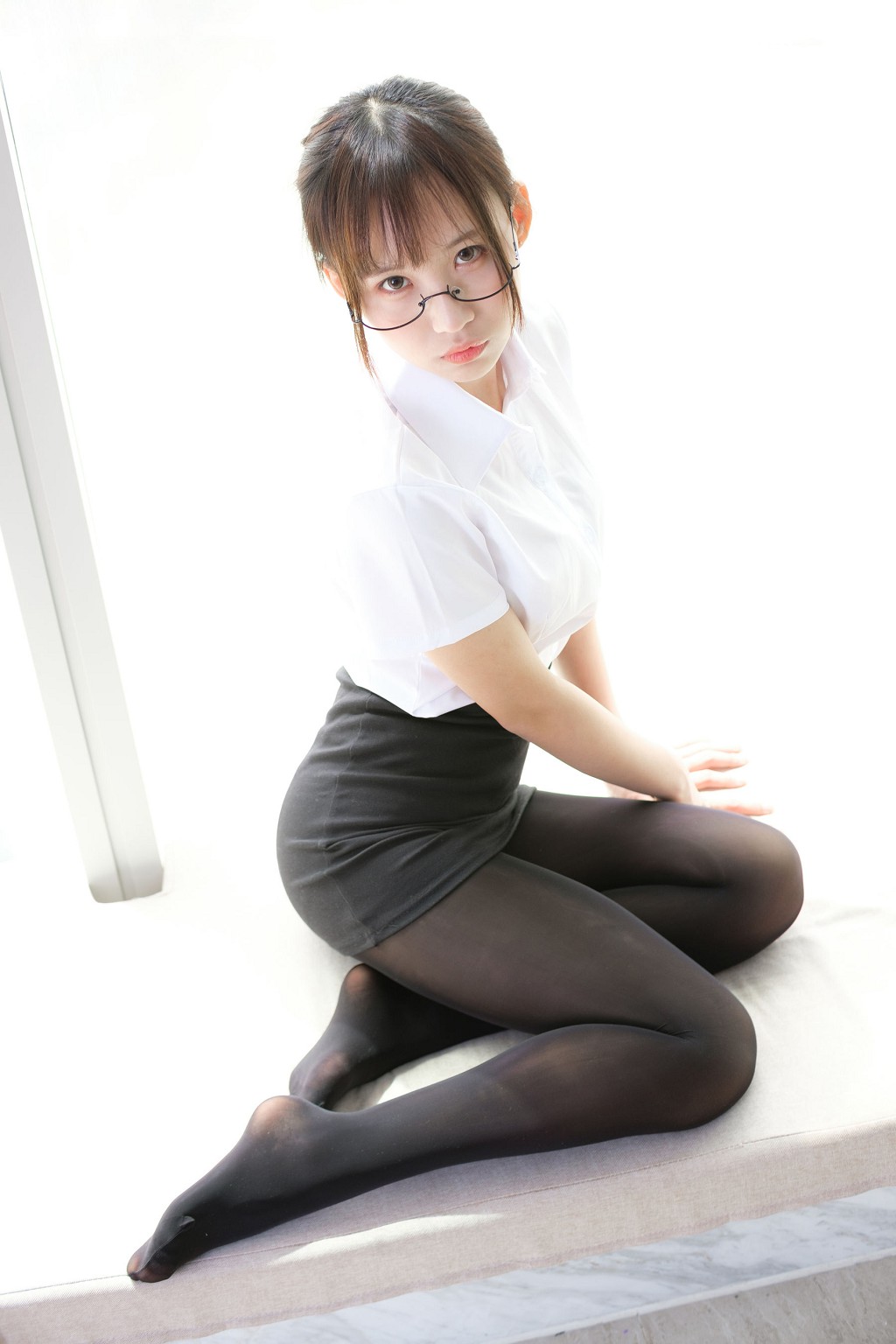 《OL黒絲》 [森羅財団] X-023 写真集[118P
