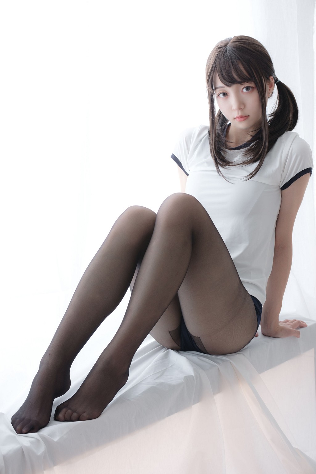 森蘿財團] LOVEPLUS-002 蘿藍絲襪寫真集[110P