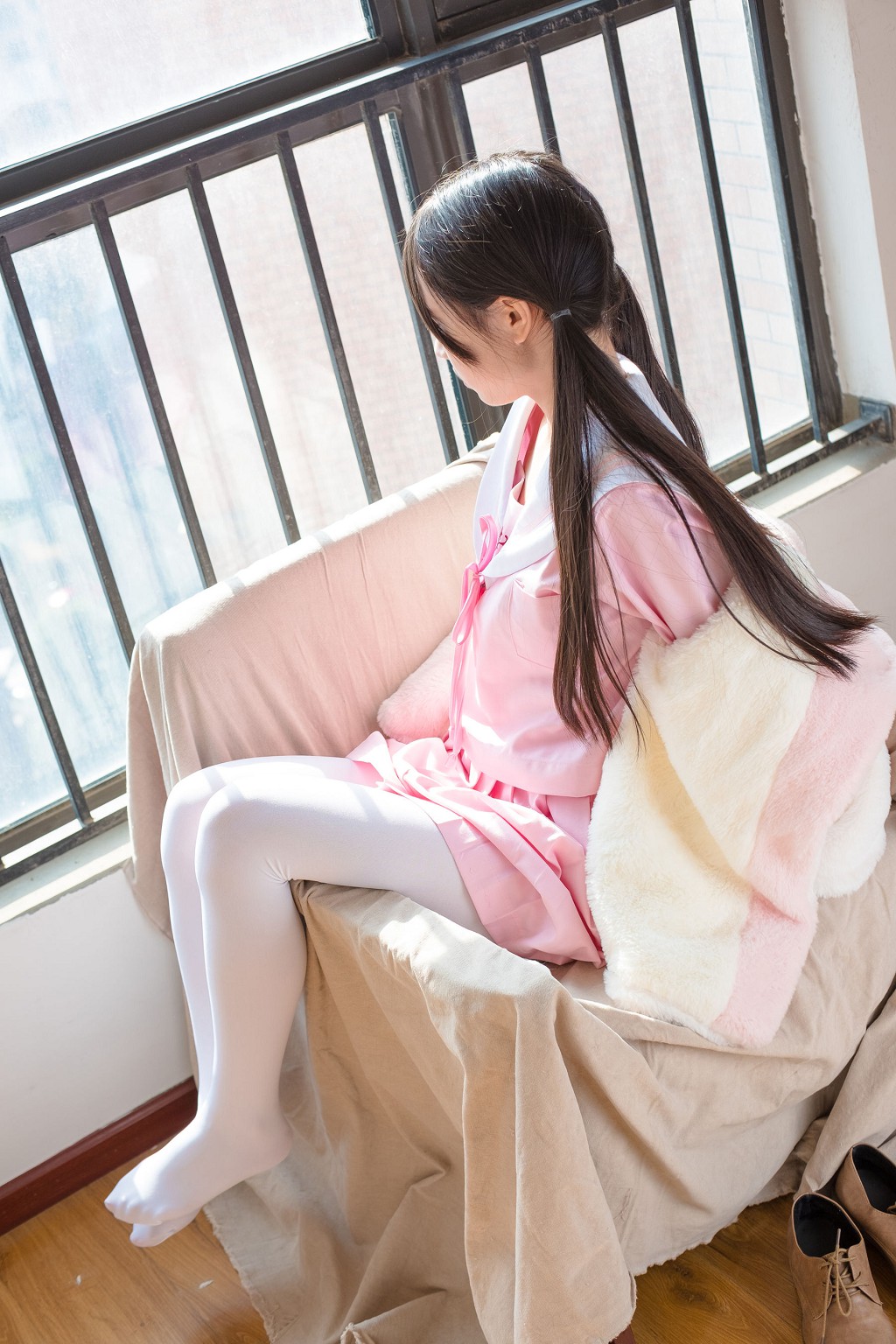 少女ホワイトシルク絶対領域 [シンラ財団] [BETA-013] 写真集[106P