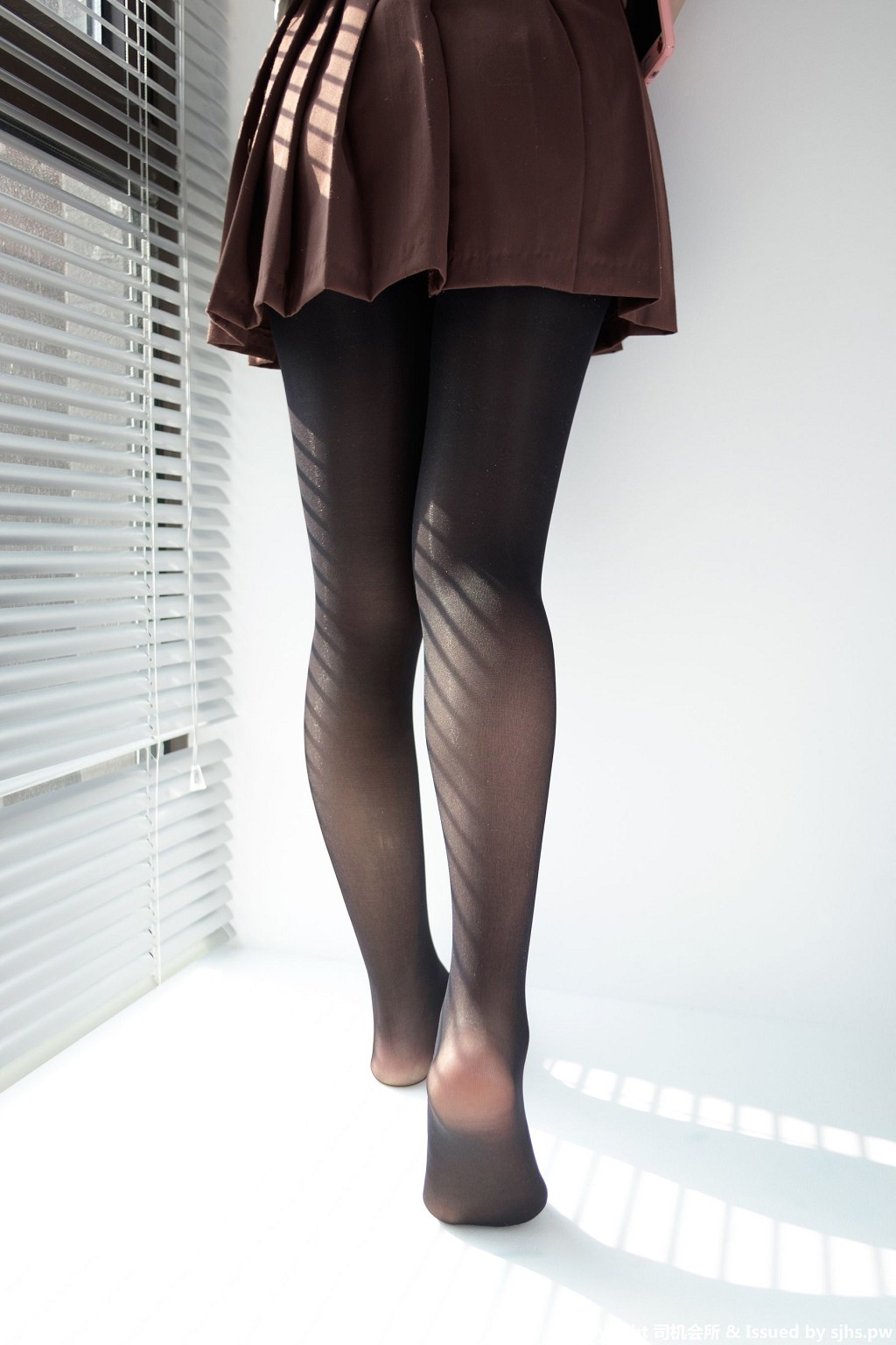 JK制服黑絲美足 [森蘿財團] [BETA-011] 寫真集[68P