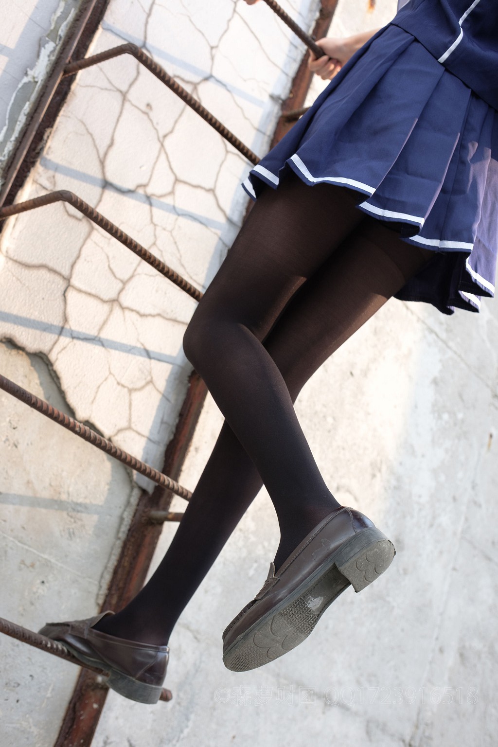 《天台黒絲水手服》 [森羅財団] X-043 写真集[110P