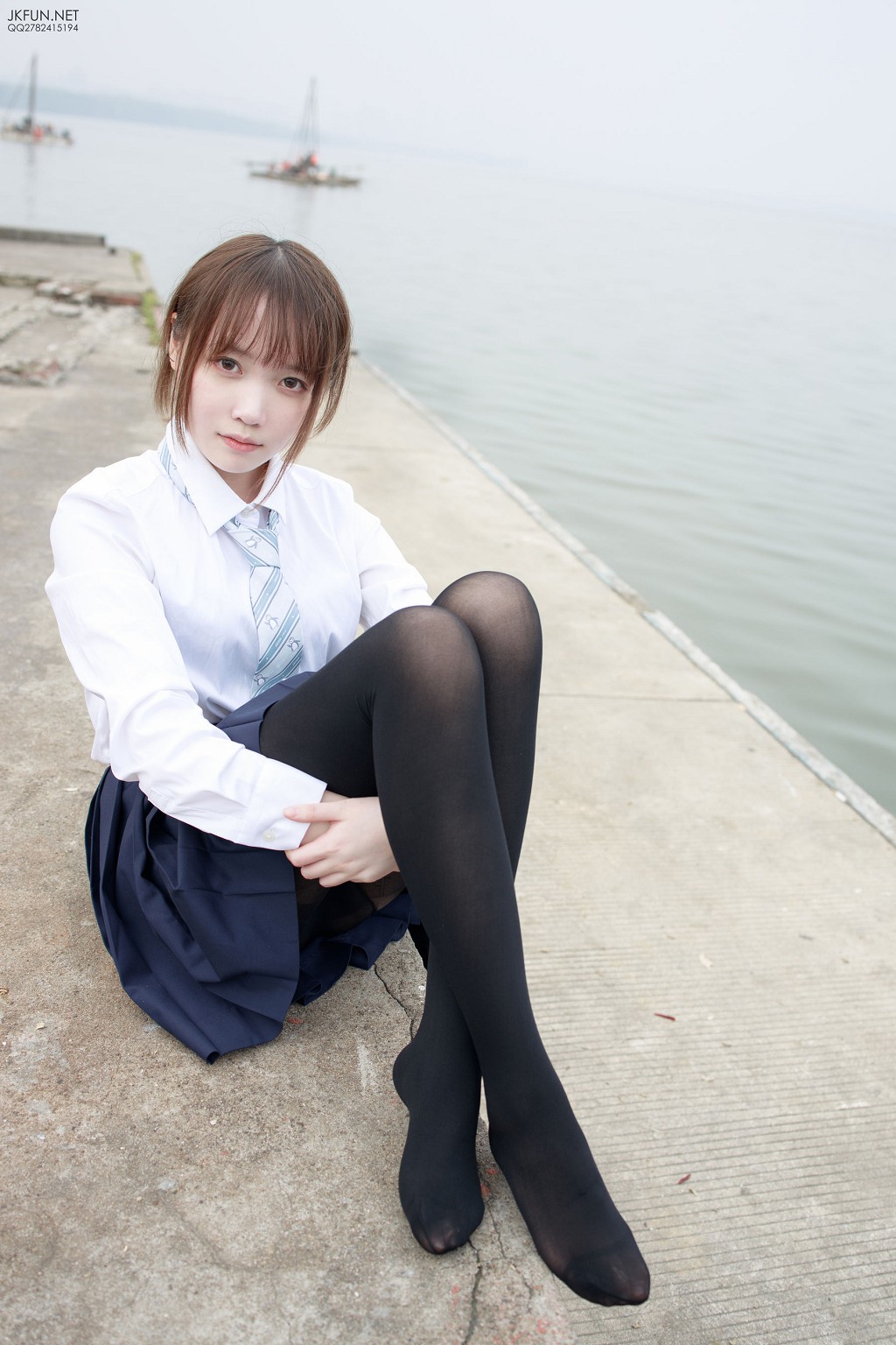 Aika《日系黑絲》 [森蘿財團] JKFUN-006 寫真集[140P]