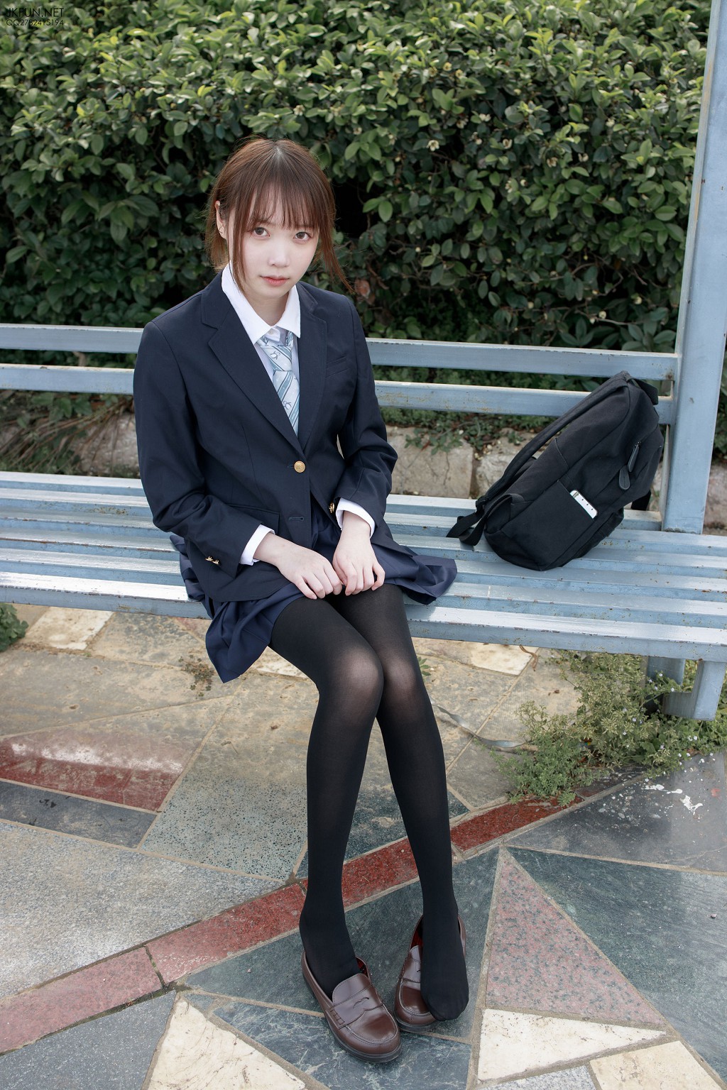 Aika 《Hệ Nhật - Tất đen》 [Tập đoàn Sen Luo] JKFUN-006 Sổ ảnh [140P