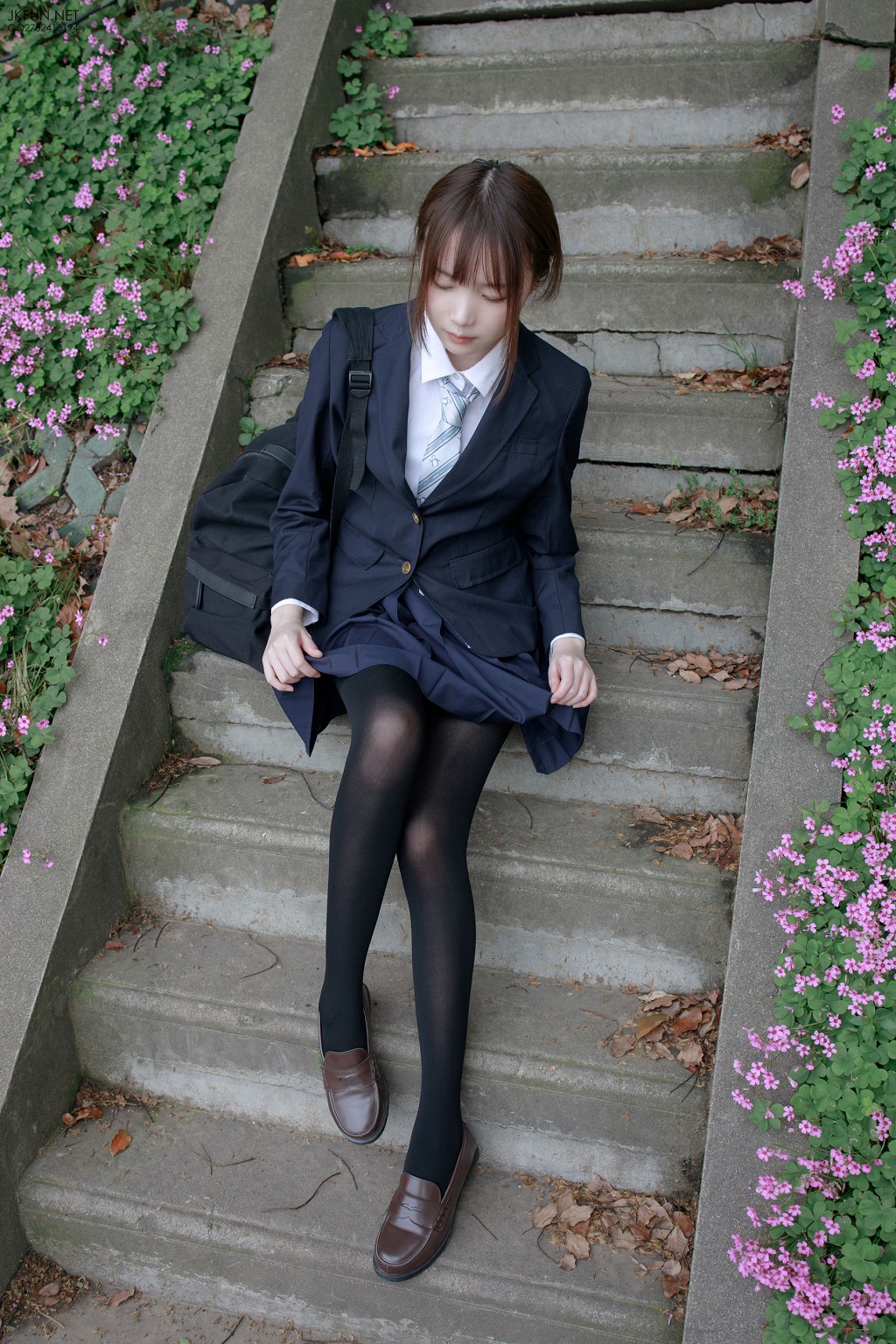 Aika s "Japanese Black Silk" [Senluo Foundation] JKFUN-006 Photo Collection [140P]