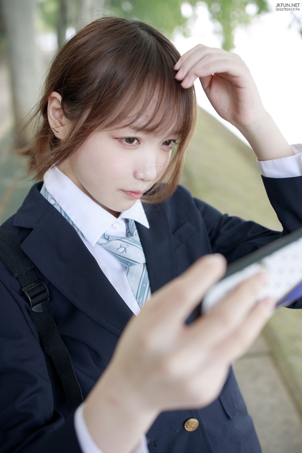 Aika 《Hệ Nhật - Tất đen》 [Tập đoàn Sen Luo] JKFUN-006 Sổ ảnh [140P