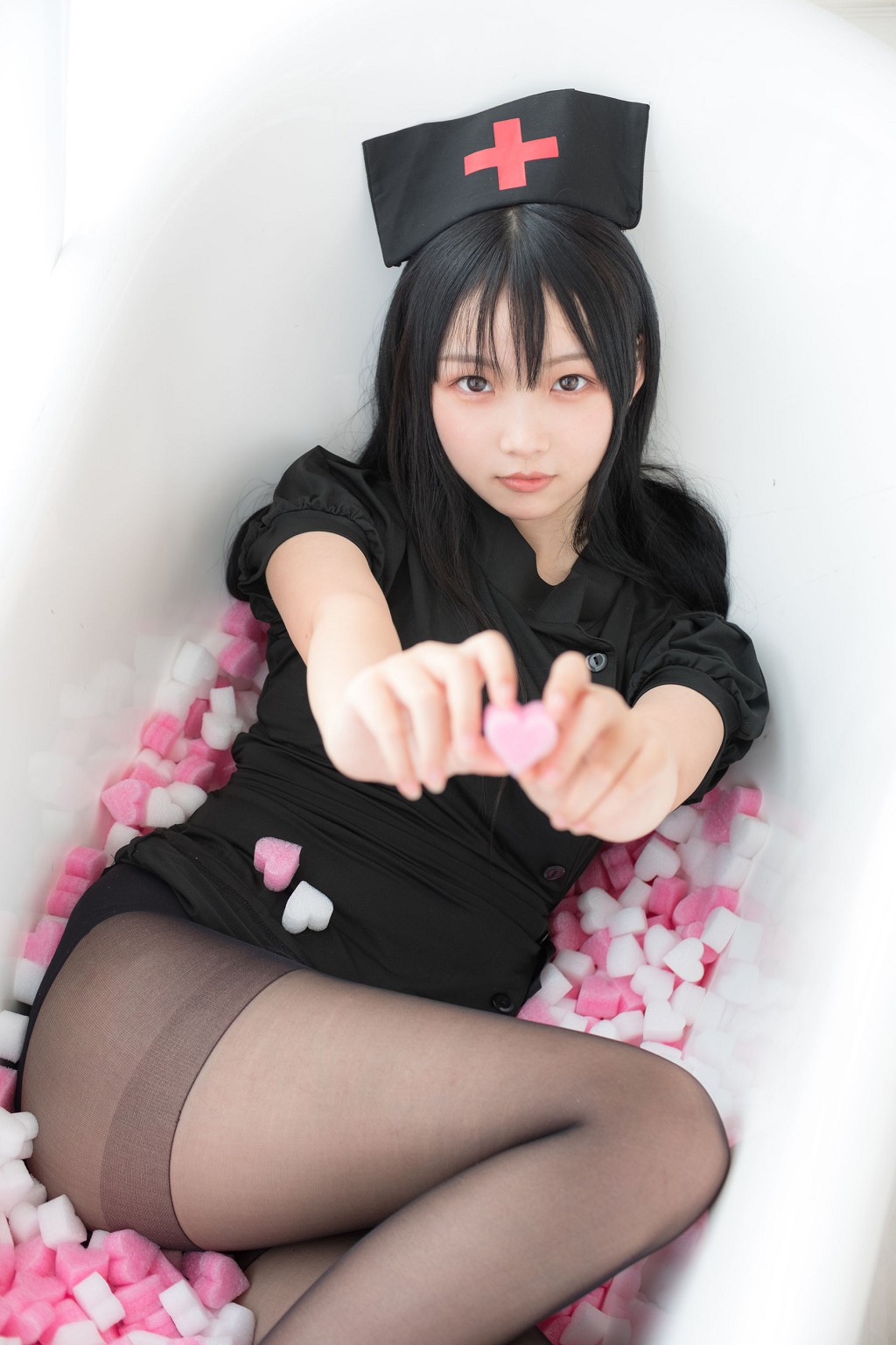 《最愛はやはり黒絲》 [森ロ財団] X-035 写真集[84P