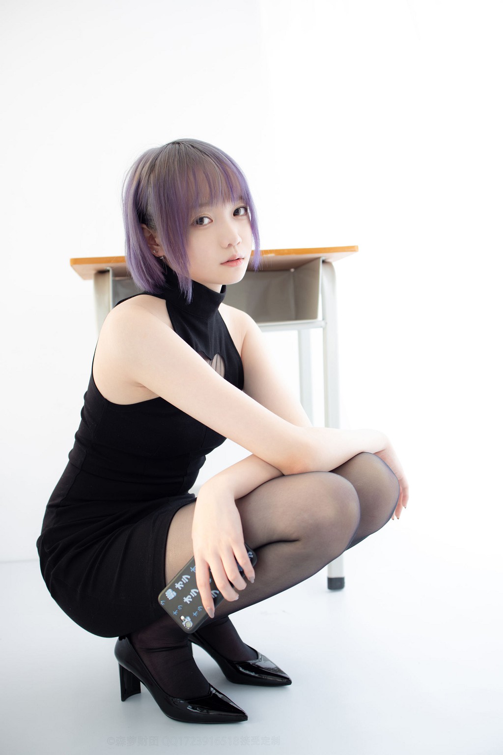 20D黒ストッキング踩物 [シンラ財団] [X-051] 写真集[111P