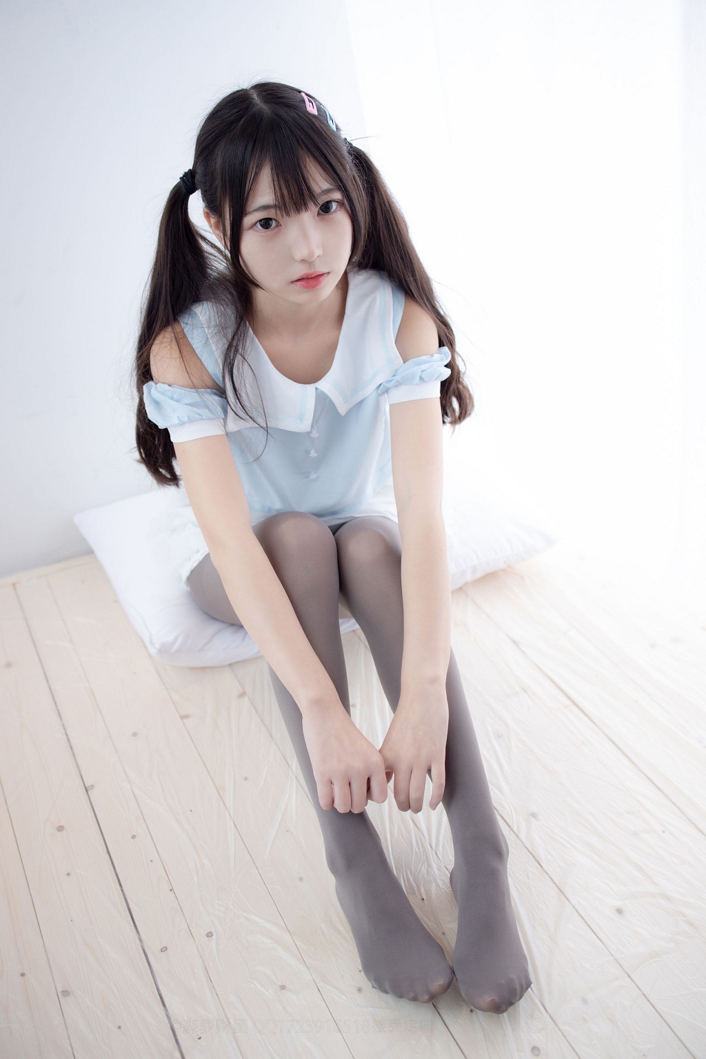 Senluo X-054 80D Gray Stockings Stepping Set 86P