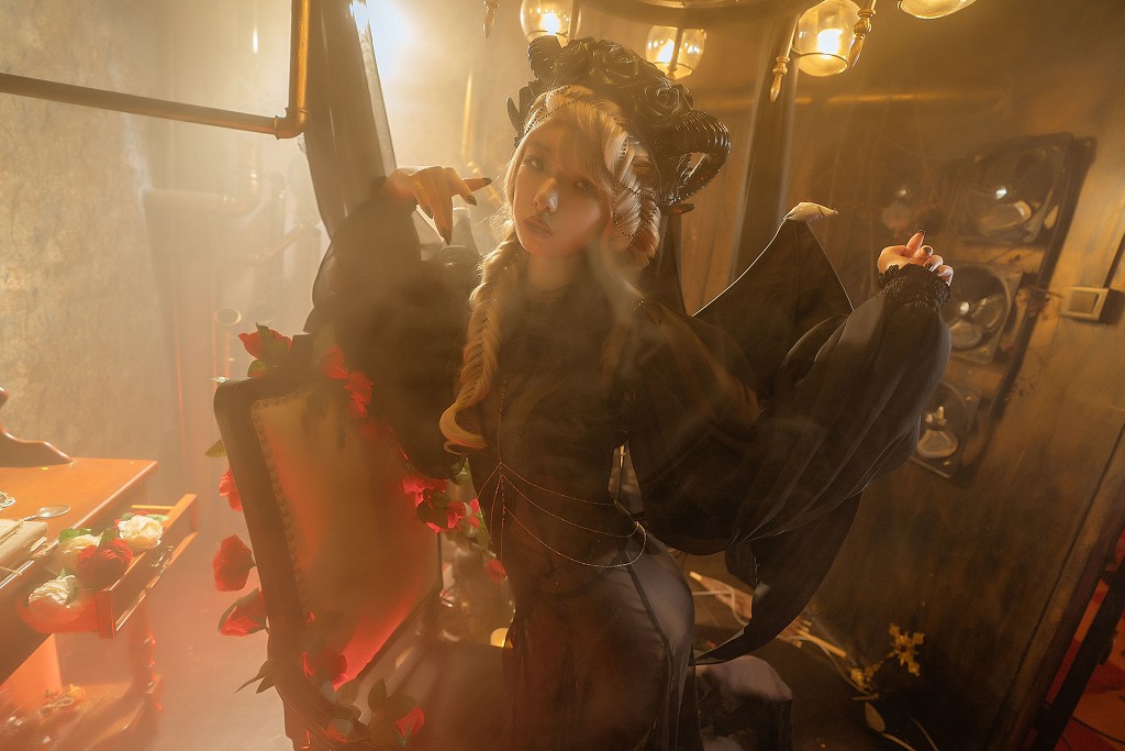 Vân Mỹ 《Mị Ma Gothic Devil》 [COSPLAY Phúc Lợi] Tập ảnh [16P