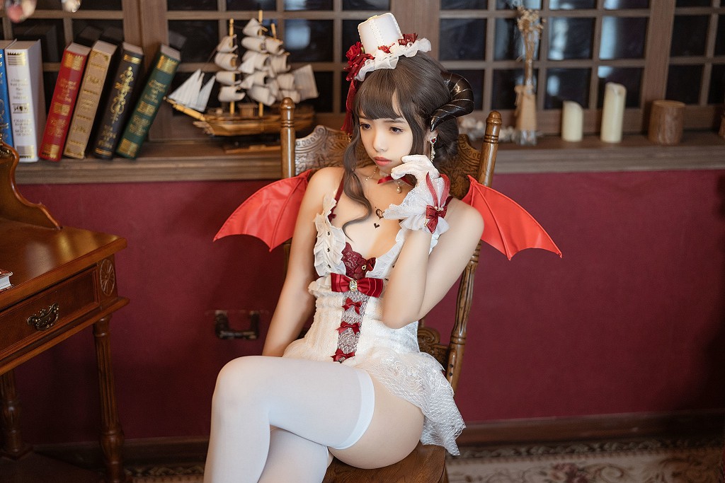 雯妹不講道理《魅魔 Elegant devil》 [COSPLAY福利] 写真集[35P