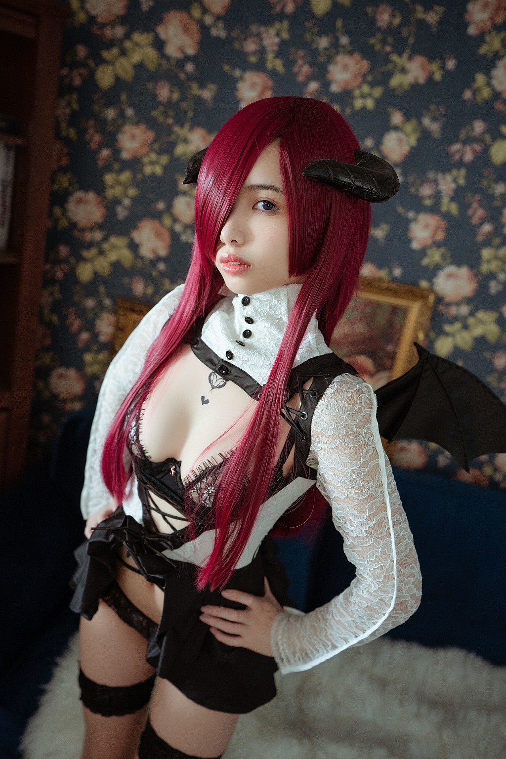 雯妹不講道理《魅魔 The Countess of Devil》 [COSPLAY福利] 写真集[38P