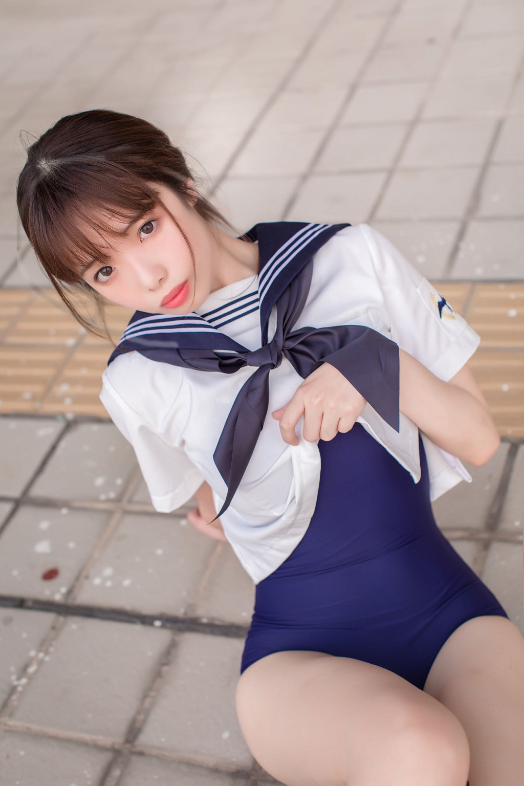 COSER雯妹《JK+白絲+死庫水》 [COSPLAY福利] 寫真集[20P
